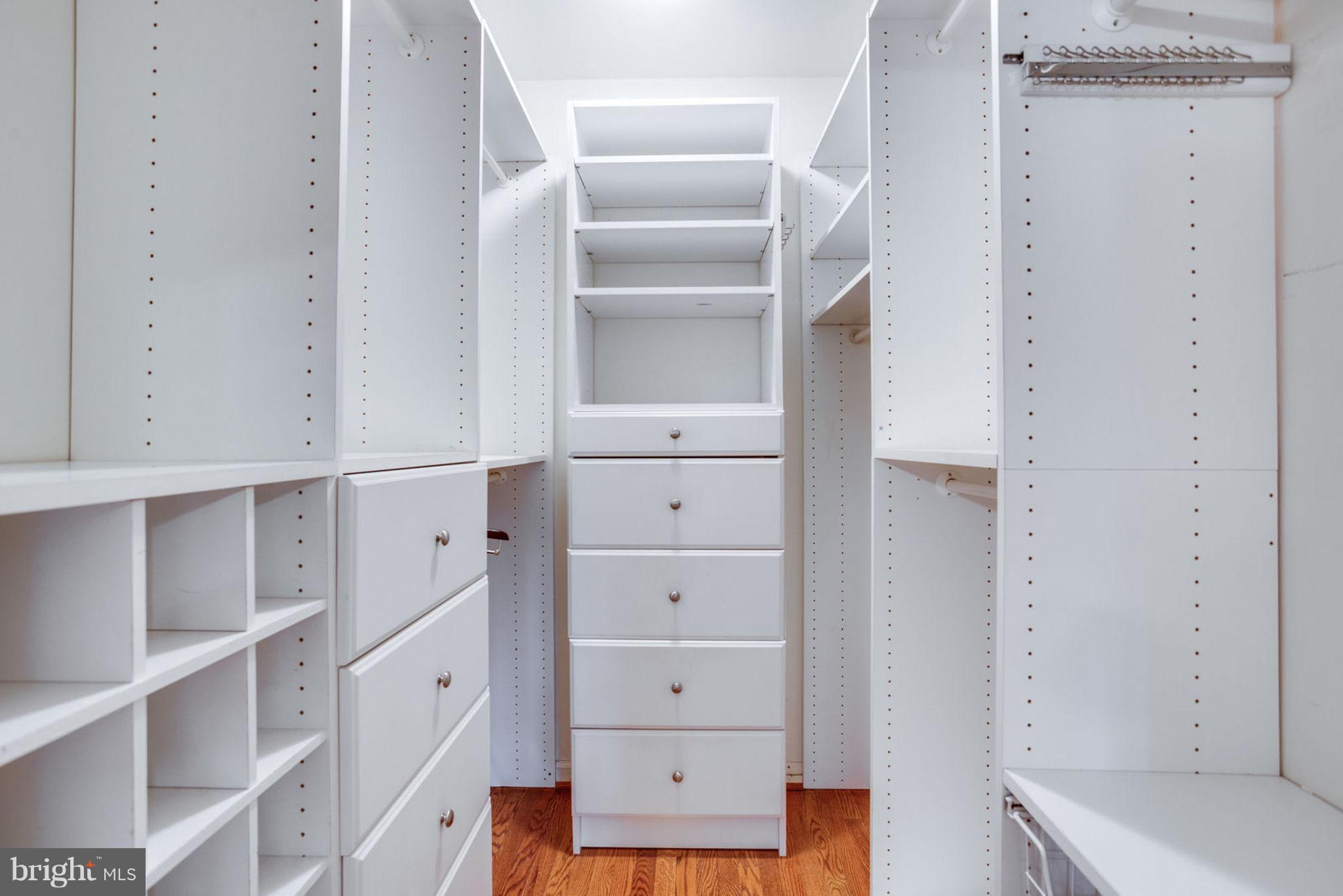 KENWOOD PARK - Residential Lease