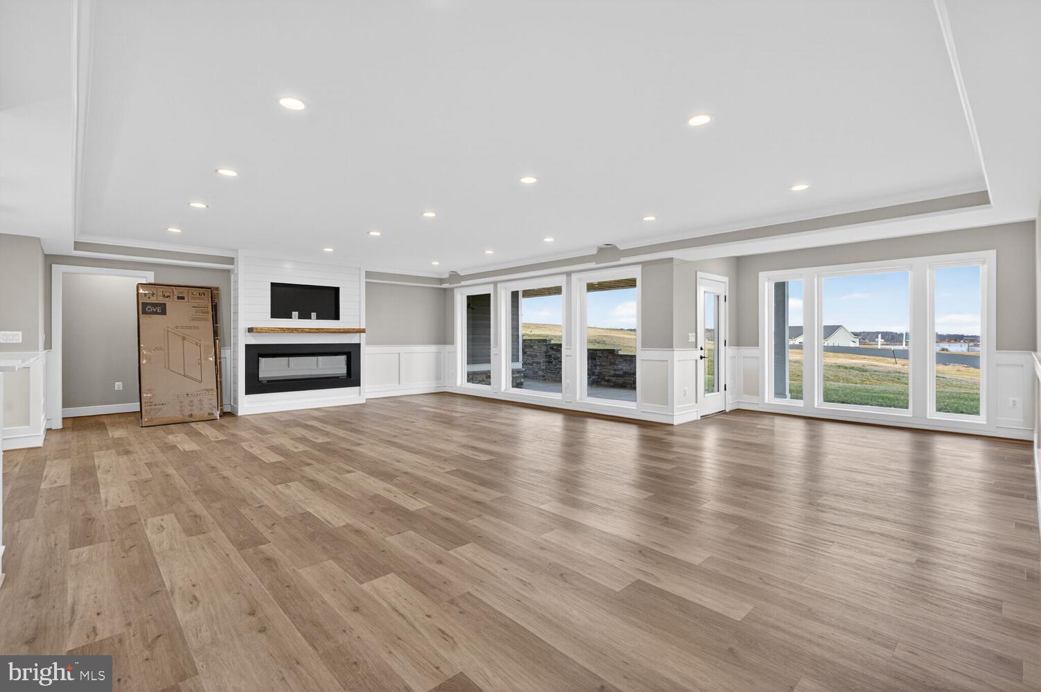 ROCK ISLAND LANDING - Residential