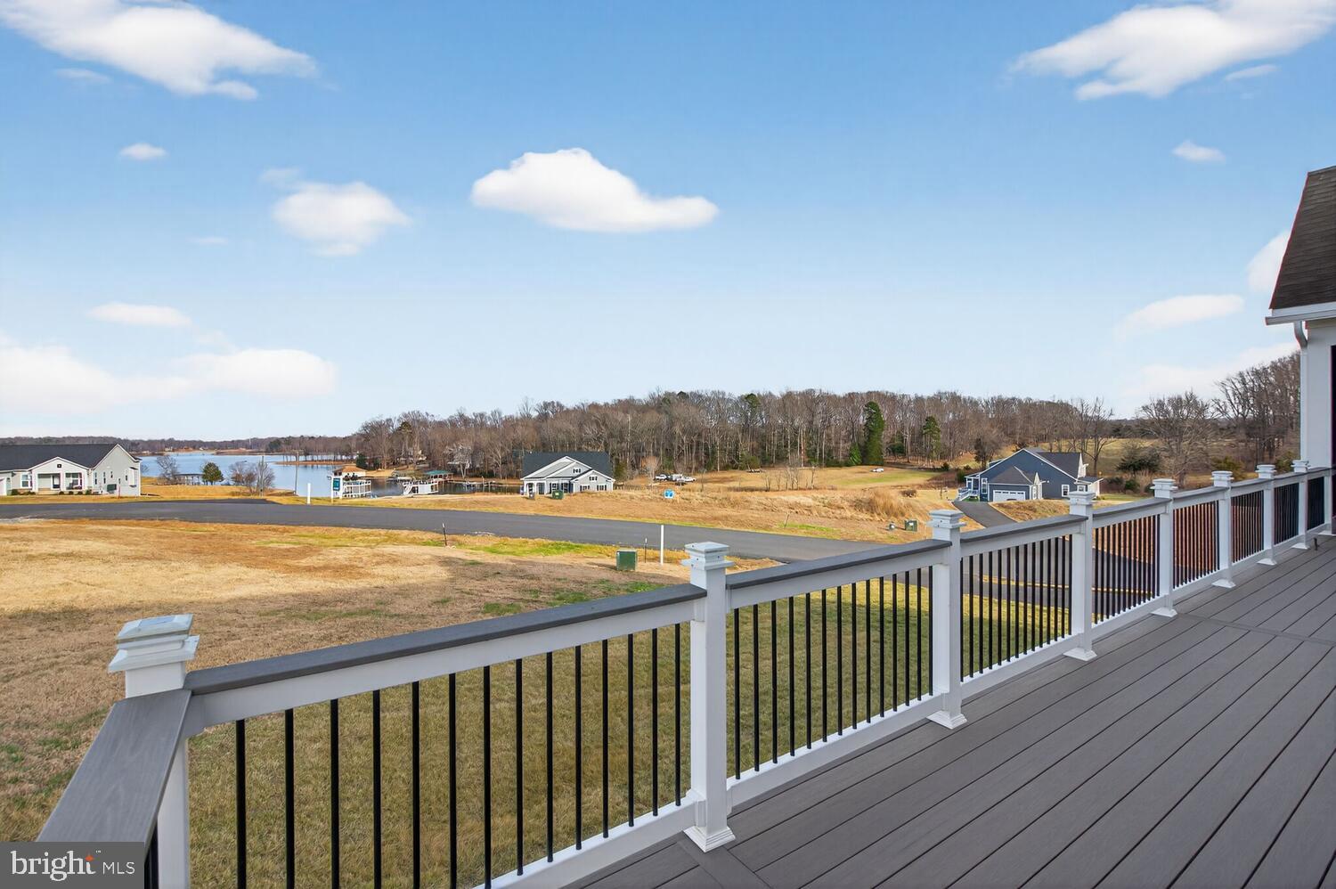 ROCK ISLAND LANDING - Residential