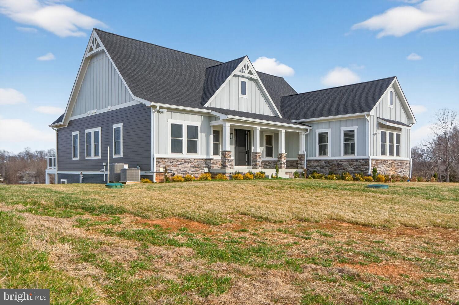 ROCK ISLAND LANDING - Residential