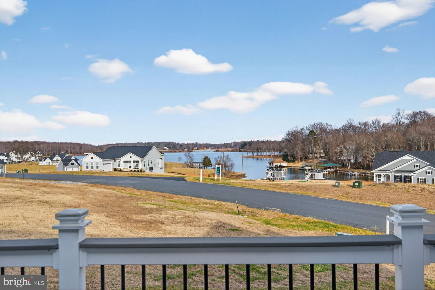ROCK ISLAND LANDING - Residential