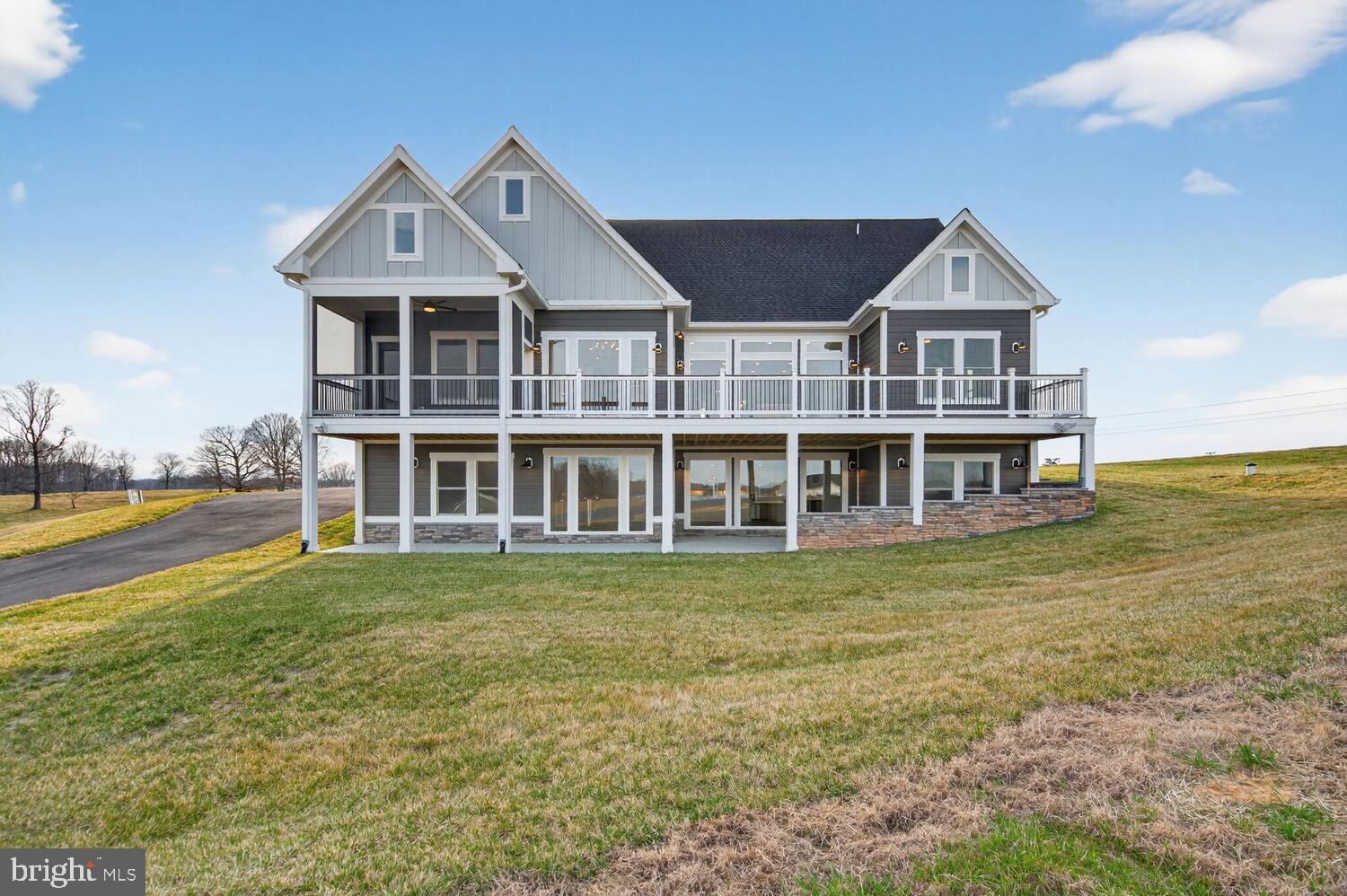 ROCK ISLAND LANDING - Residential
