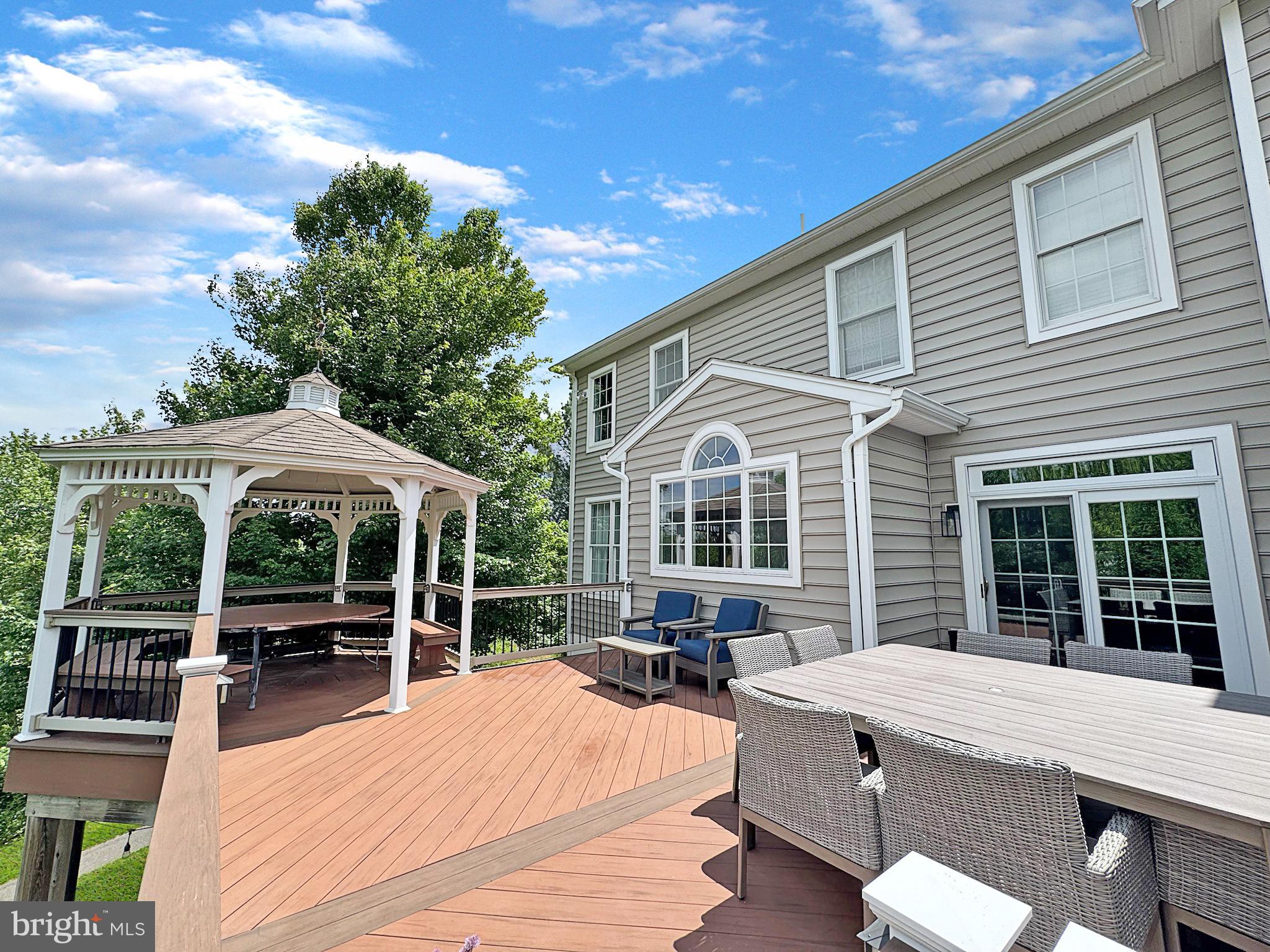 RIVERSIDE AT CHADDS - Residential