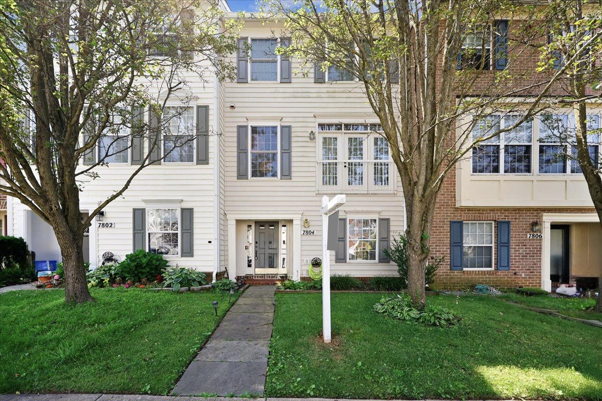 RIDGEFIELD - Residential
