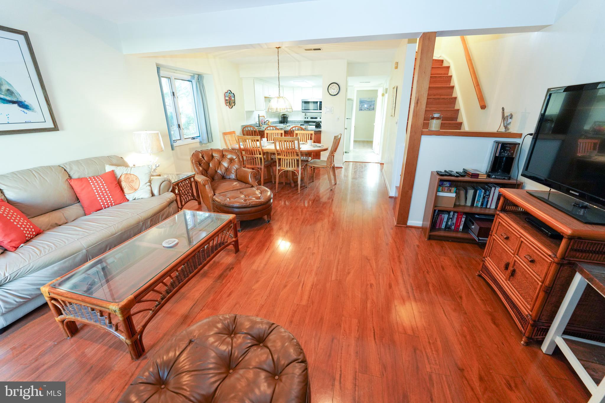 INDIAN HARBOR VILLAS - Residential