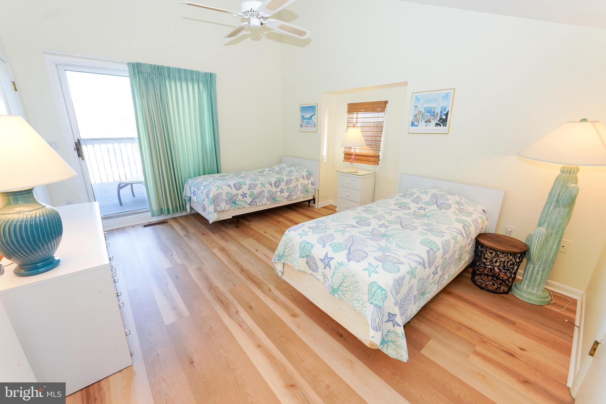 INDIAN HARBOR VILLAS - Residential
