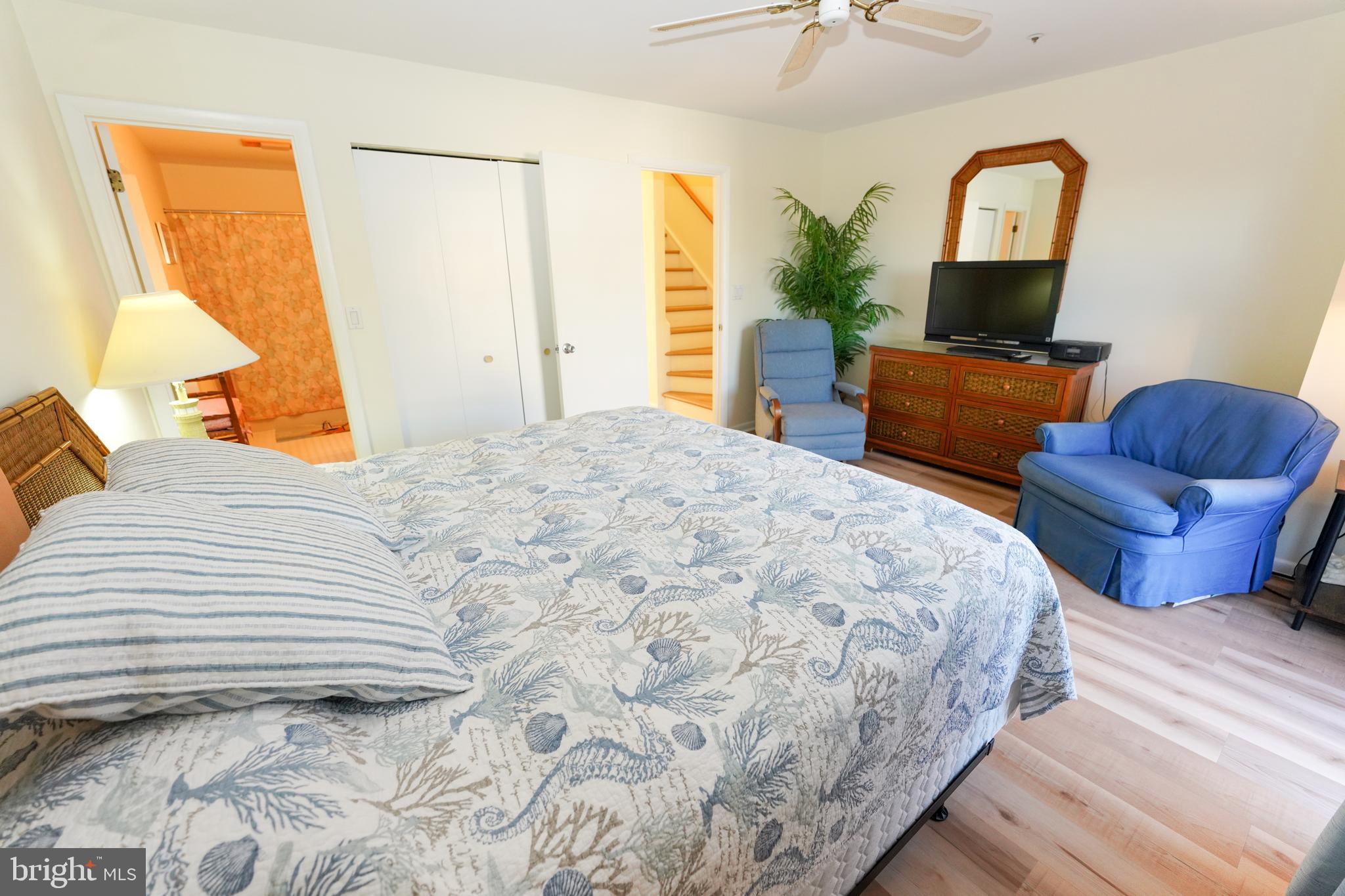 INDIAN HARBOR VILLAS - Residential
