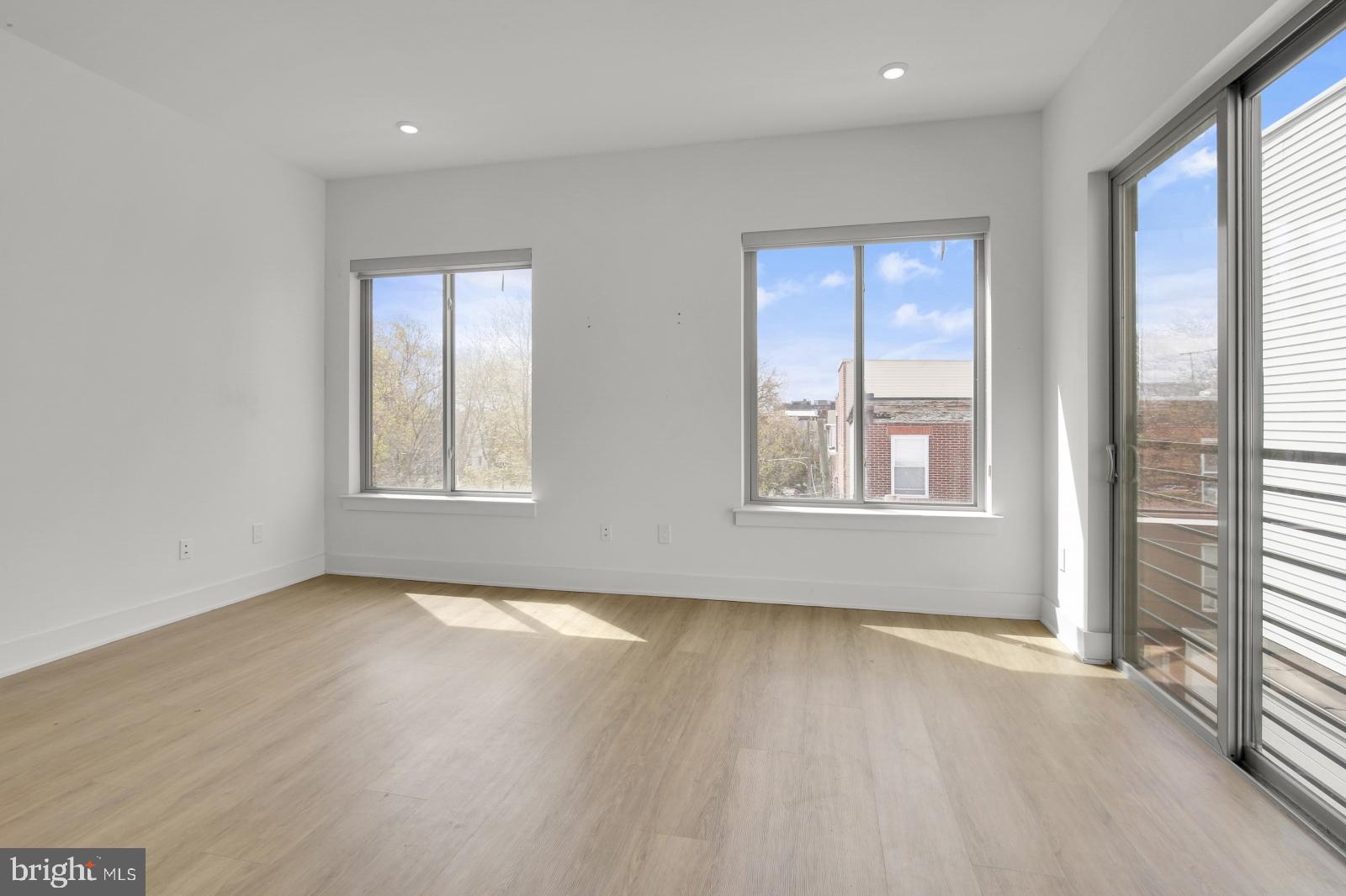 DICKINSON NARROWS - Residential Lease
