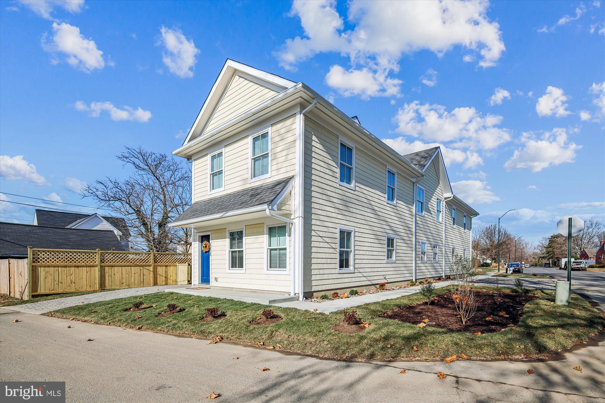 EASTON - Residential