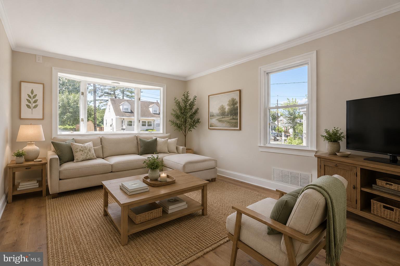 COLONIAL DRIVE - Residential