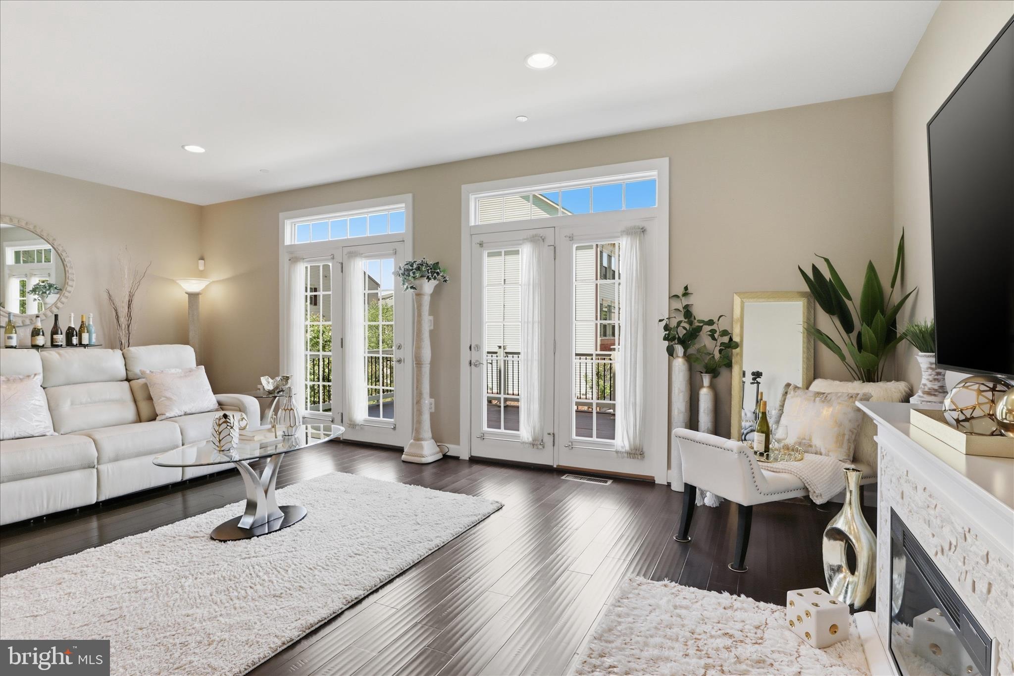 PARKSIDE - Residential