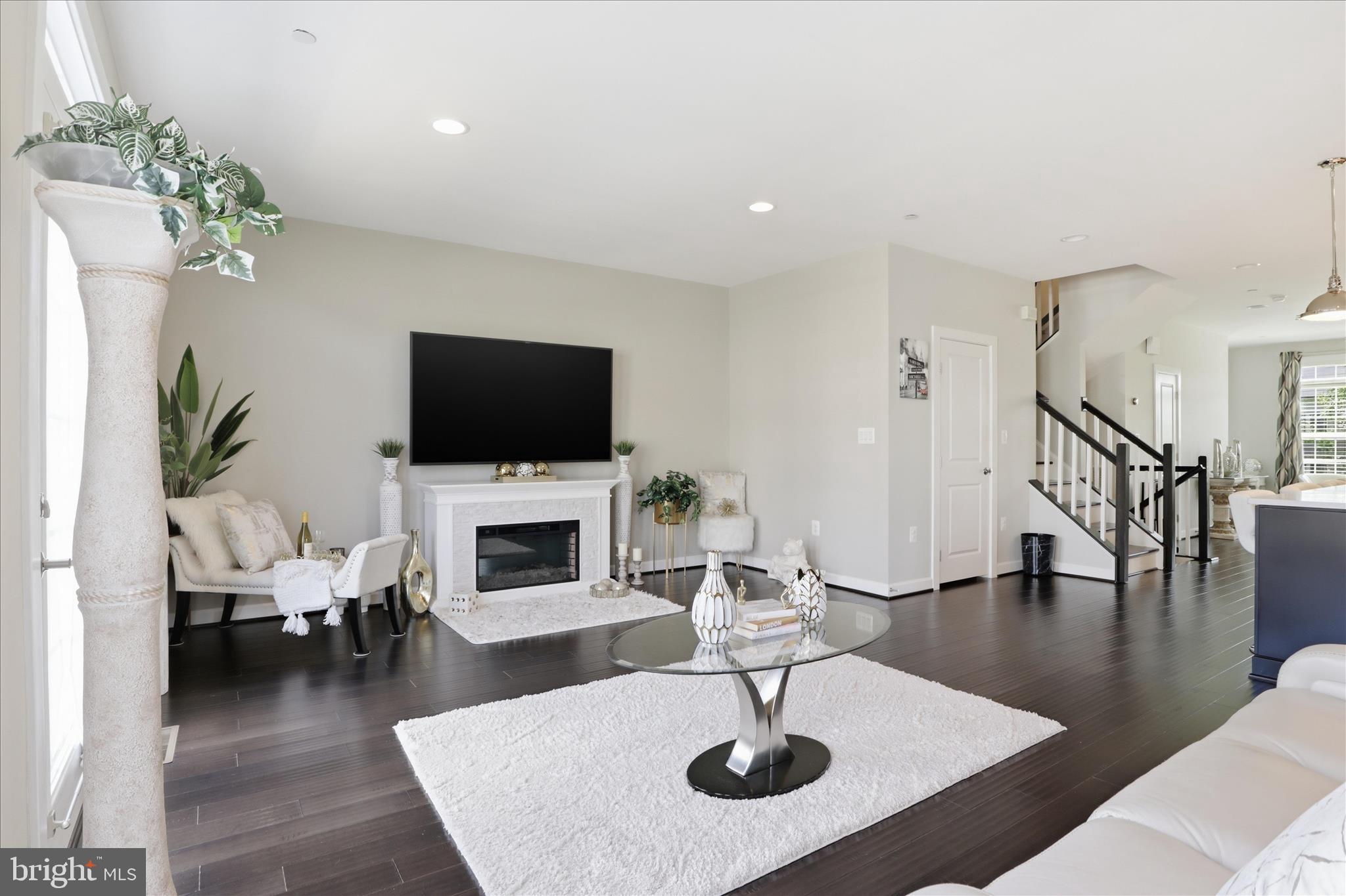 PARKSIDE - Residential
