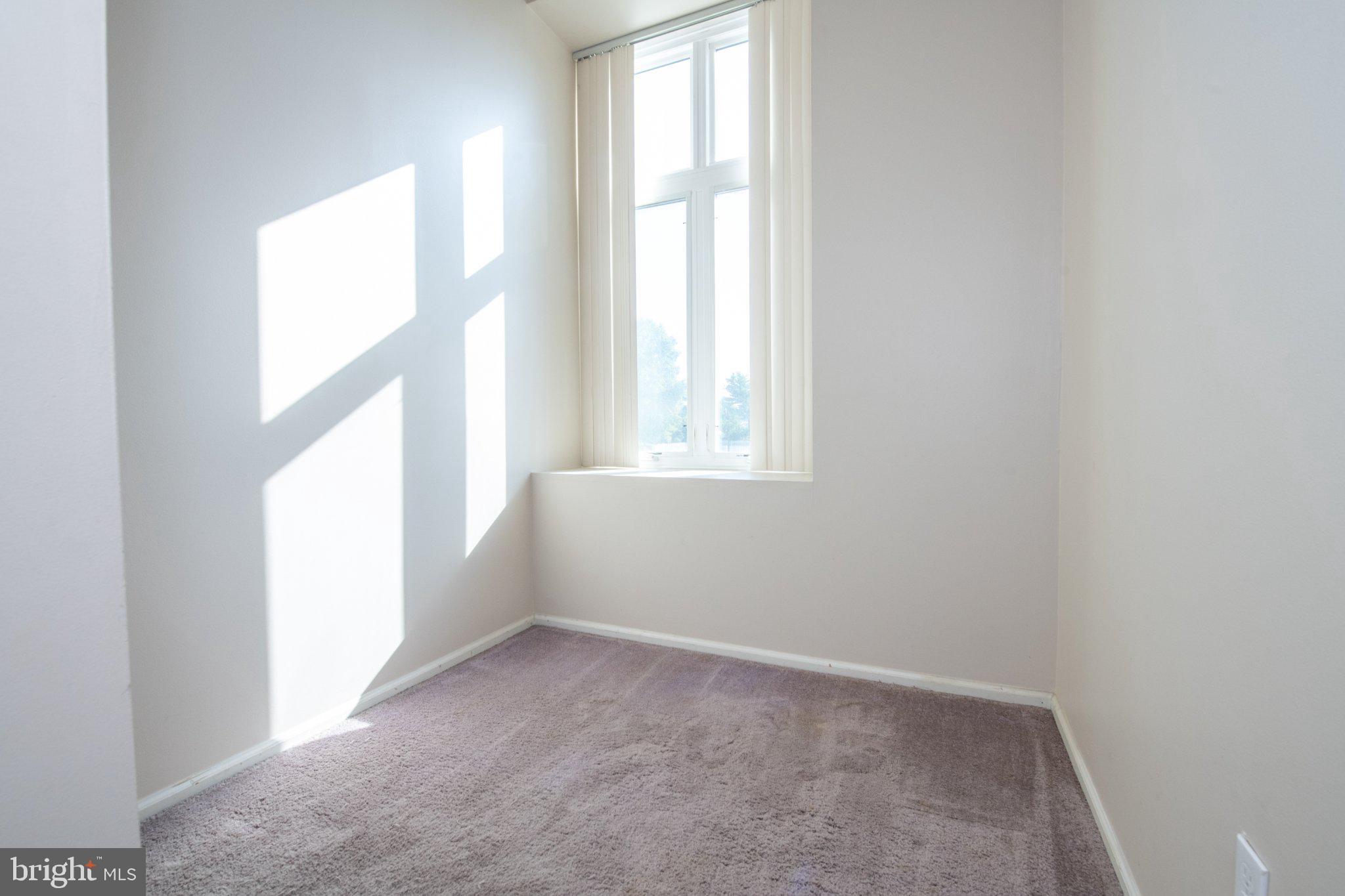 CRESTWOOD CONDO - Residential