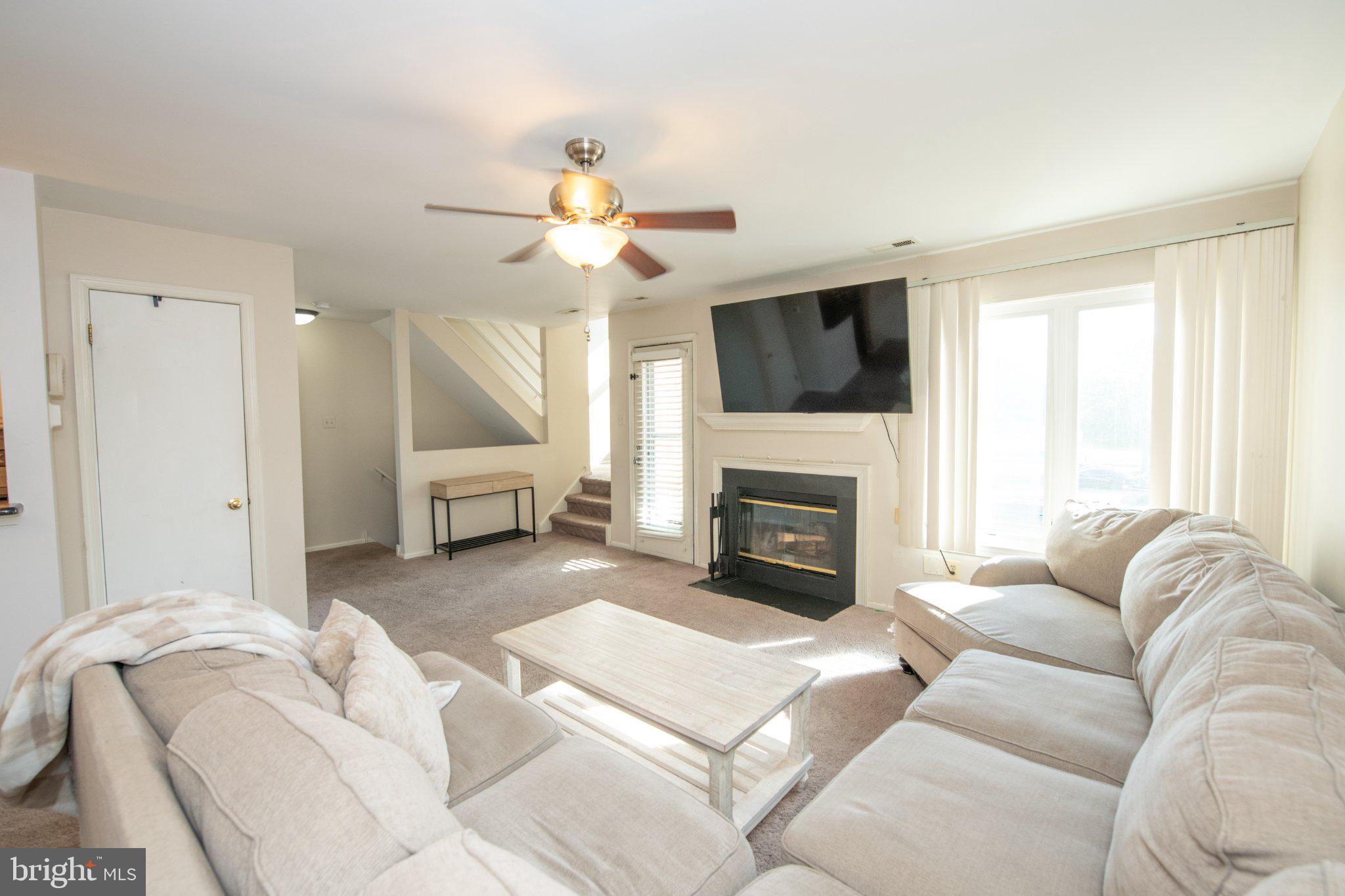 CRESTWOOD CONDO - Residential