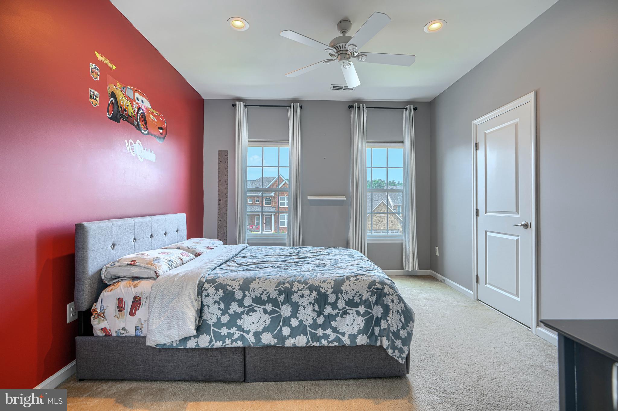 WINDLASS OVERLOOK - Residential
