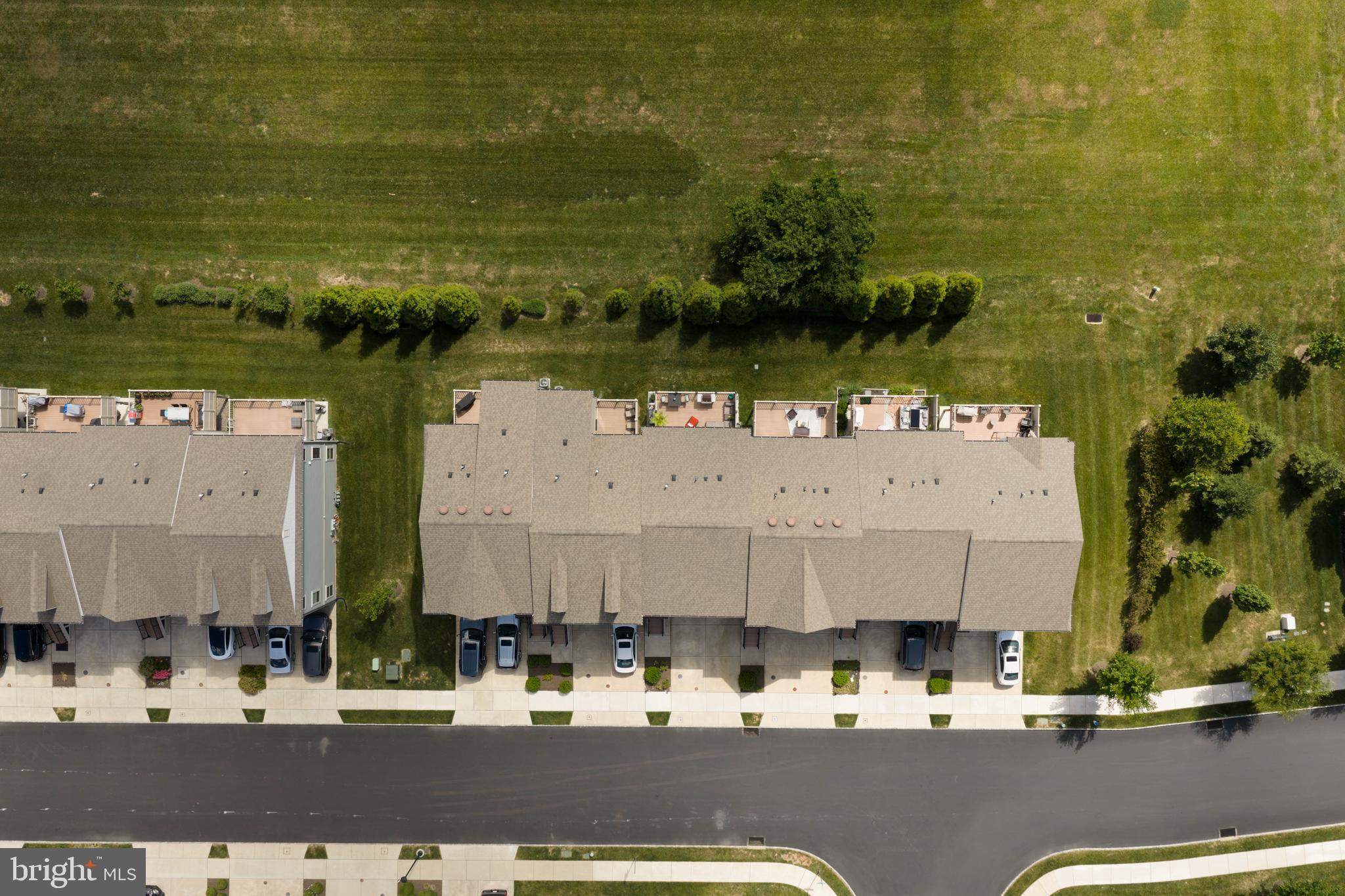 TALL OAKS - Residential