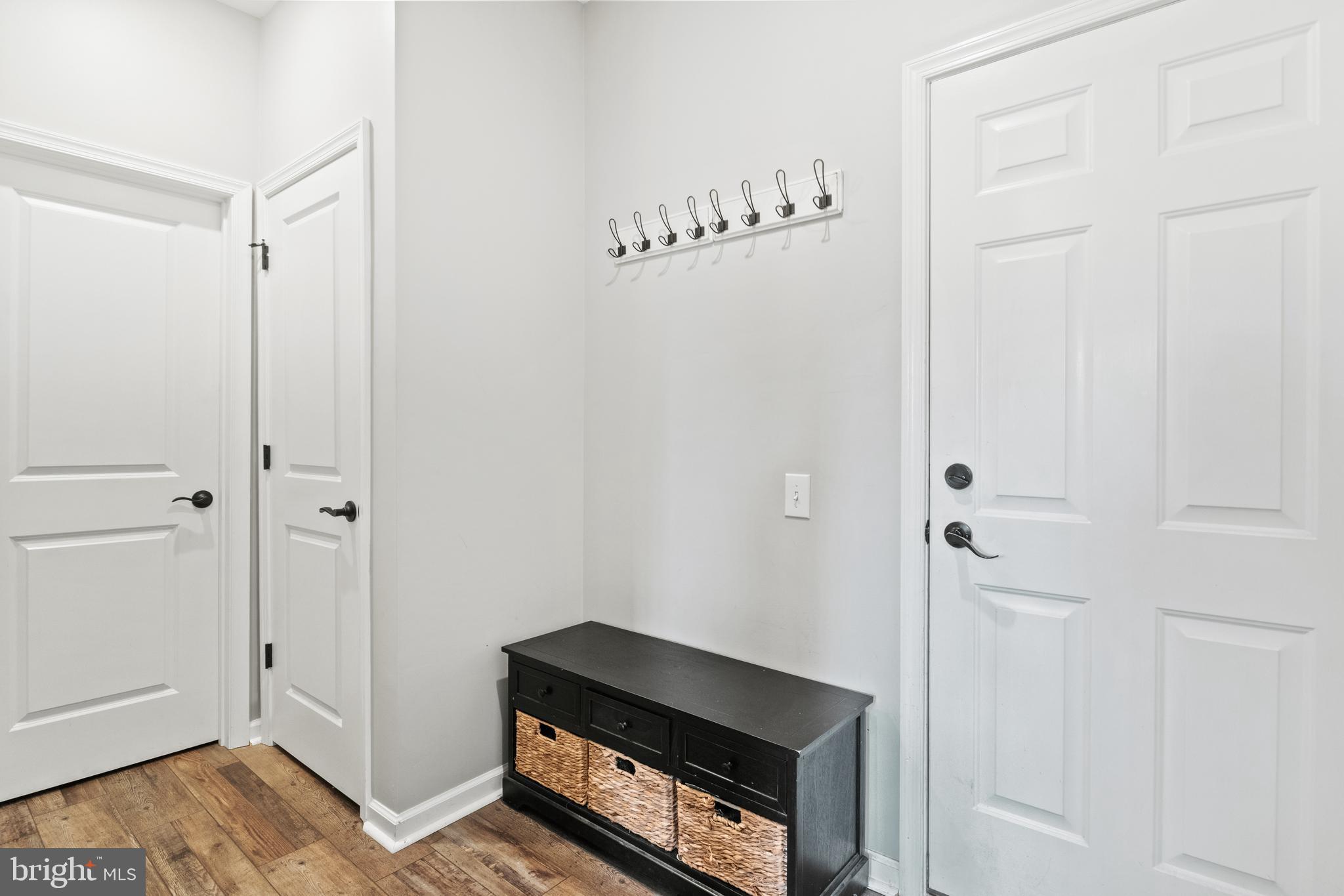 TALL OAKS - Residential