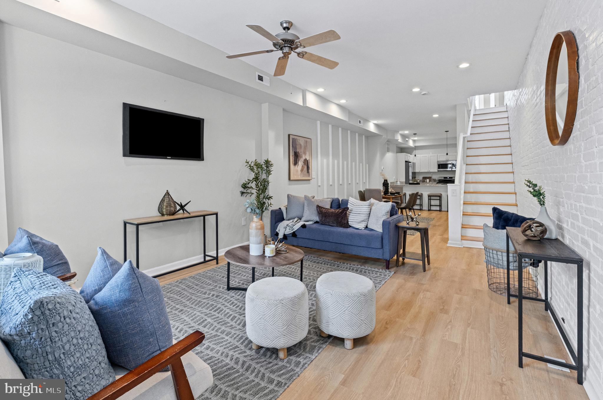 BROADWAY EAST - Residential