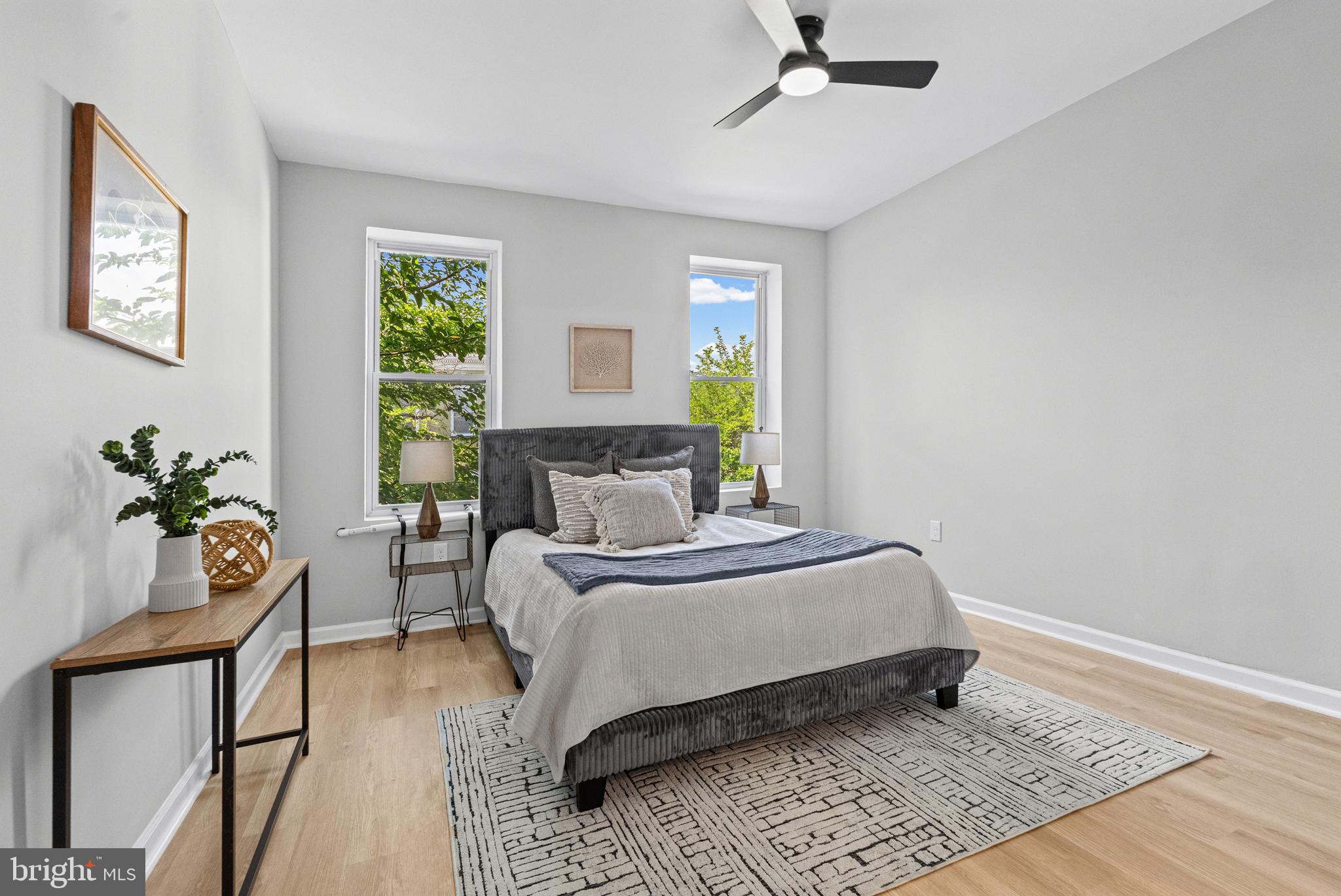 BROADWAY EAST - Residential