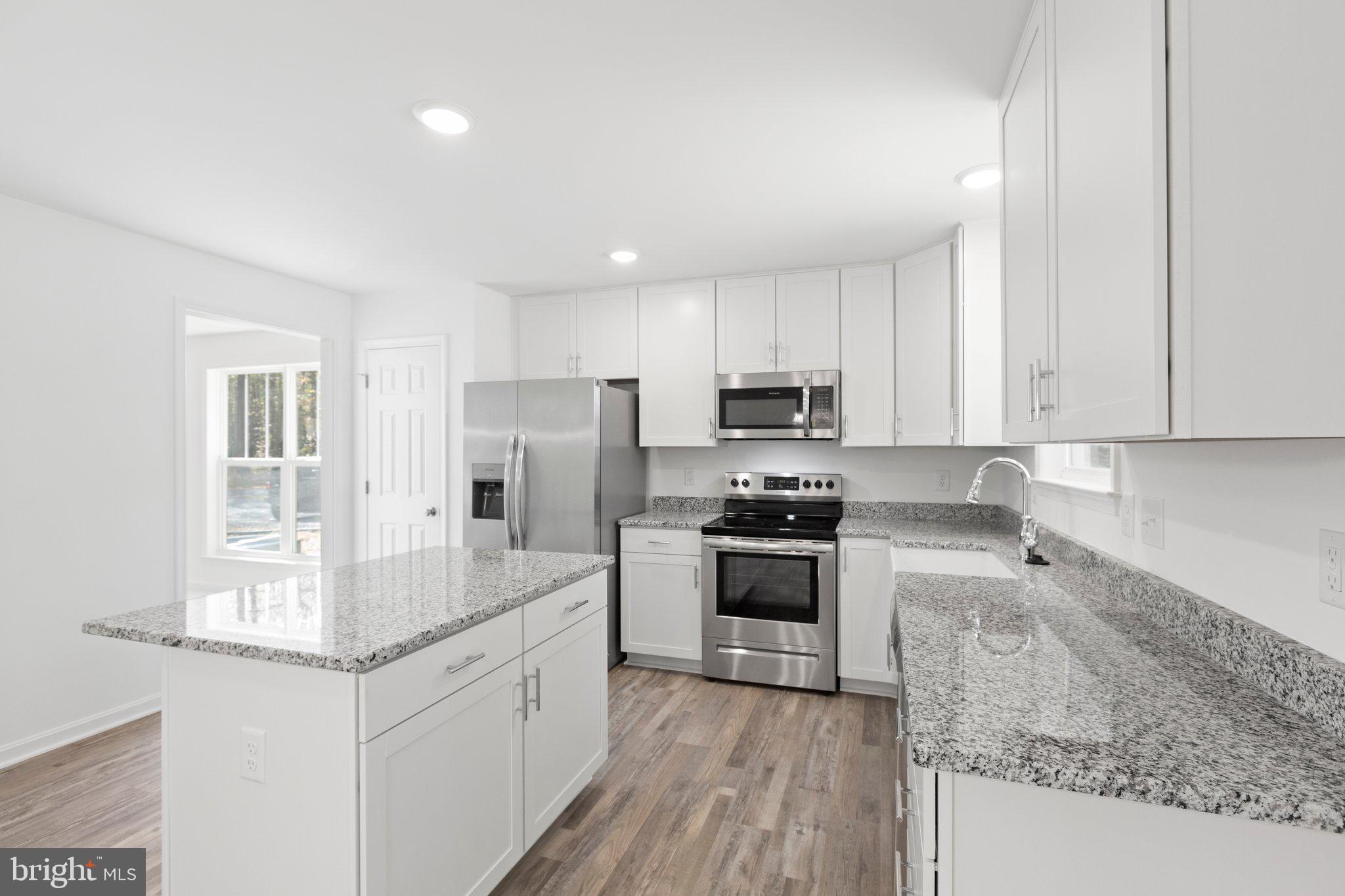 PLACID BAY ESTATES - Residential