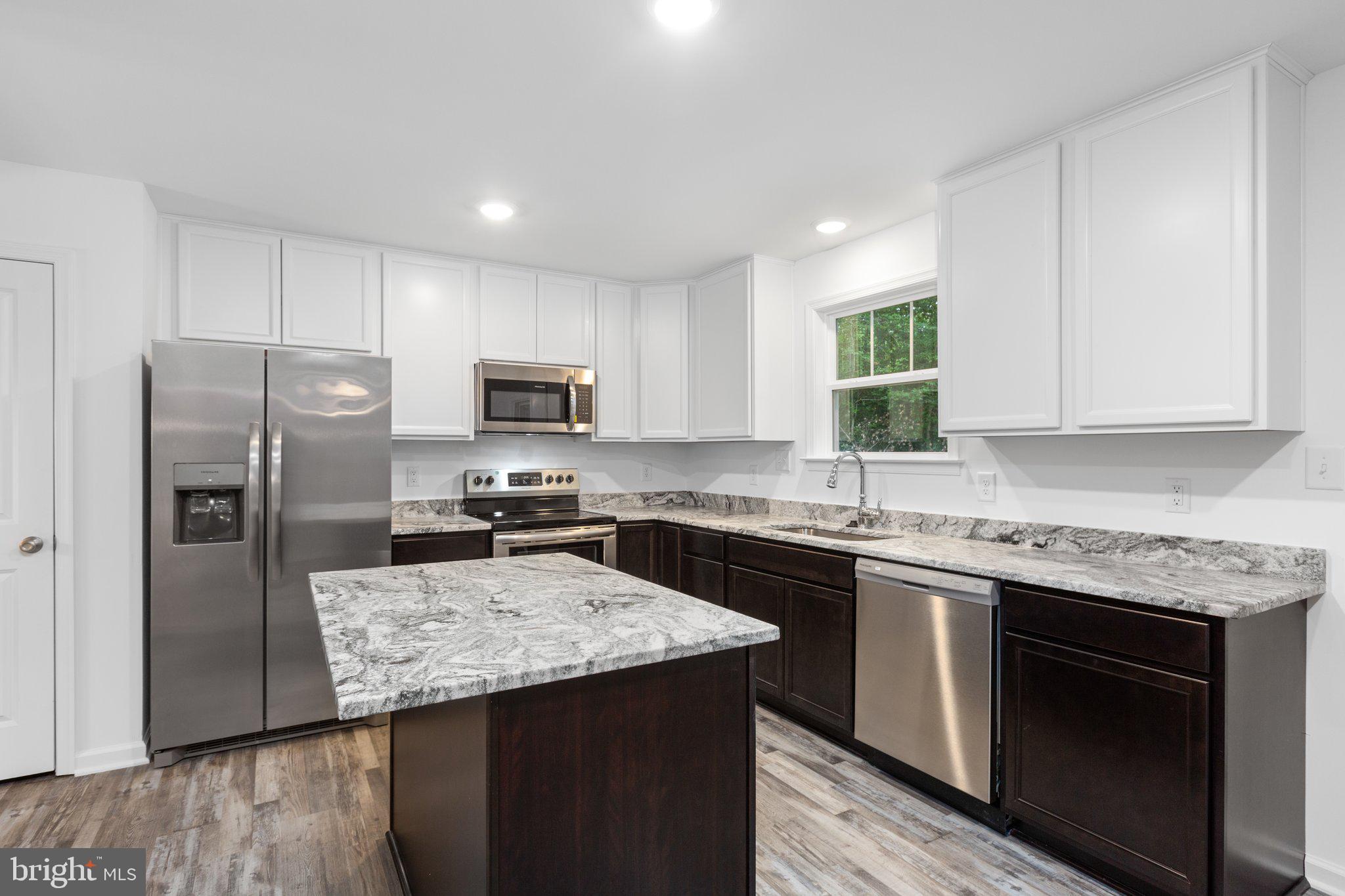PLACID BAY ESTATES - Residential