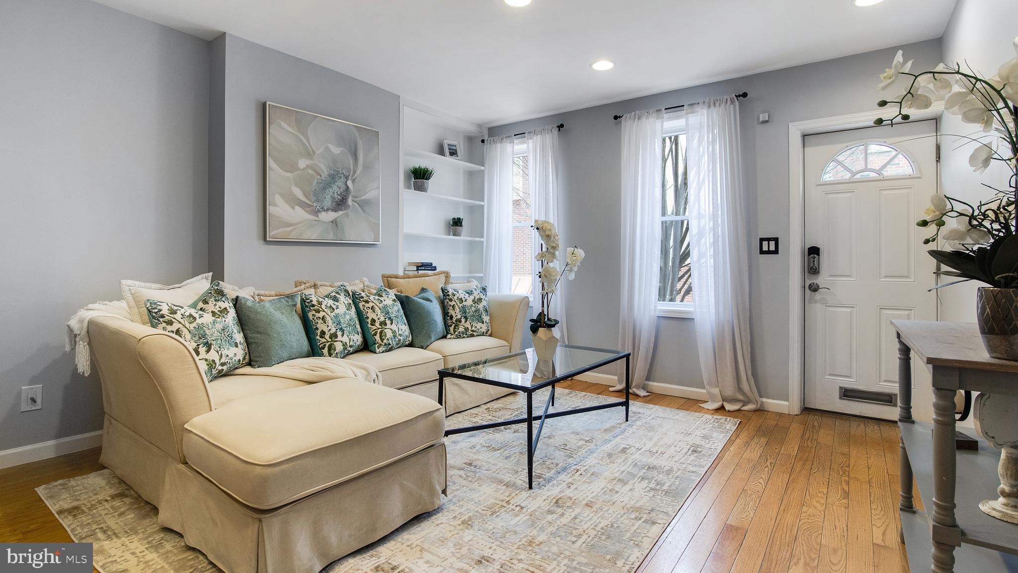 PASSYUNK SQUARE - Residential