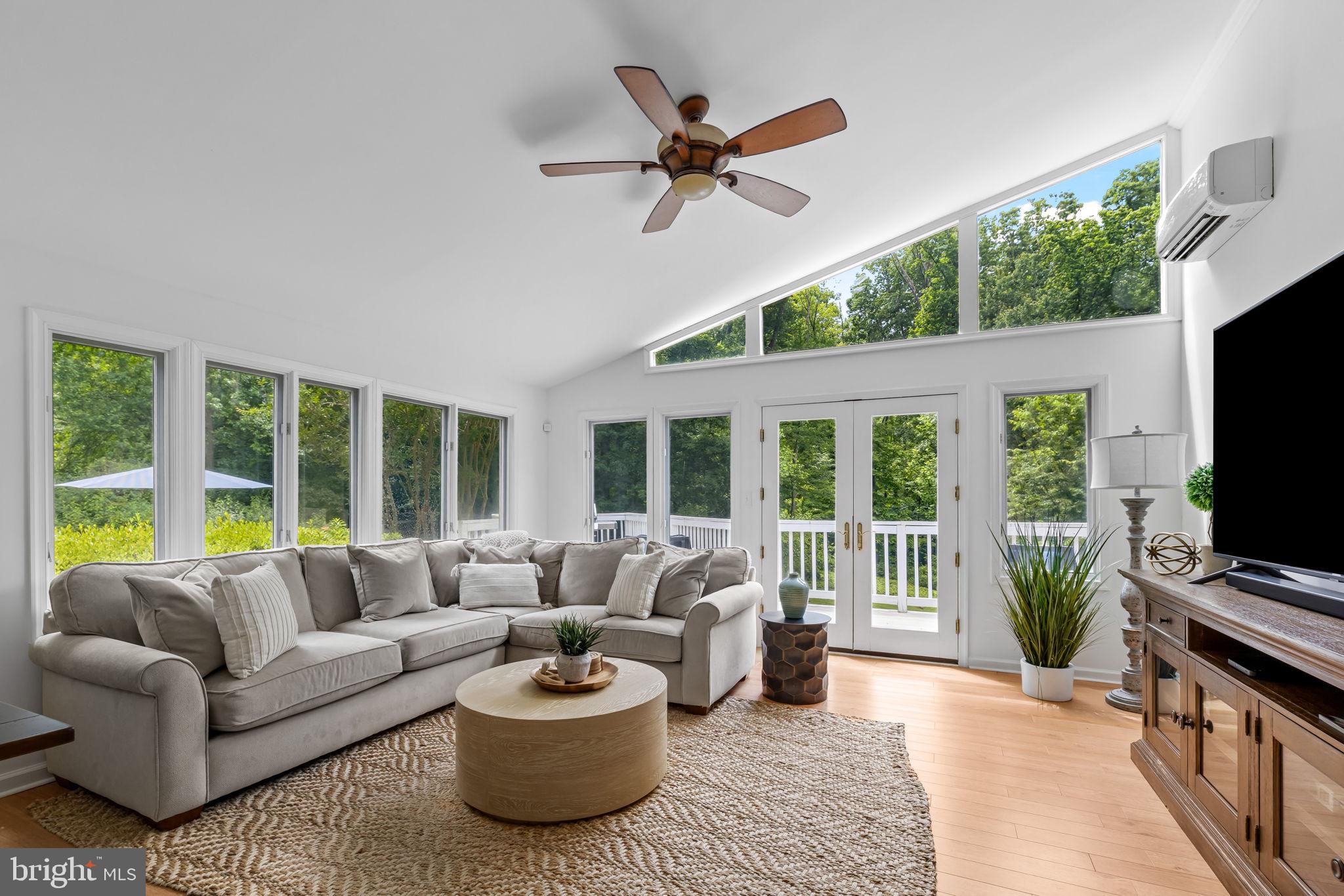 SUMMER HILL - Residential