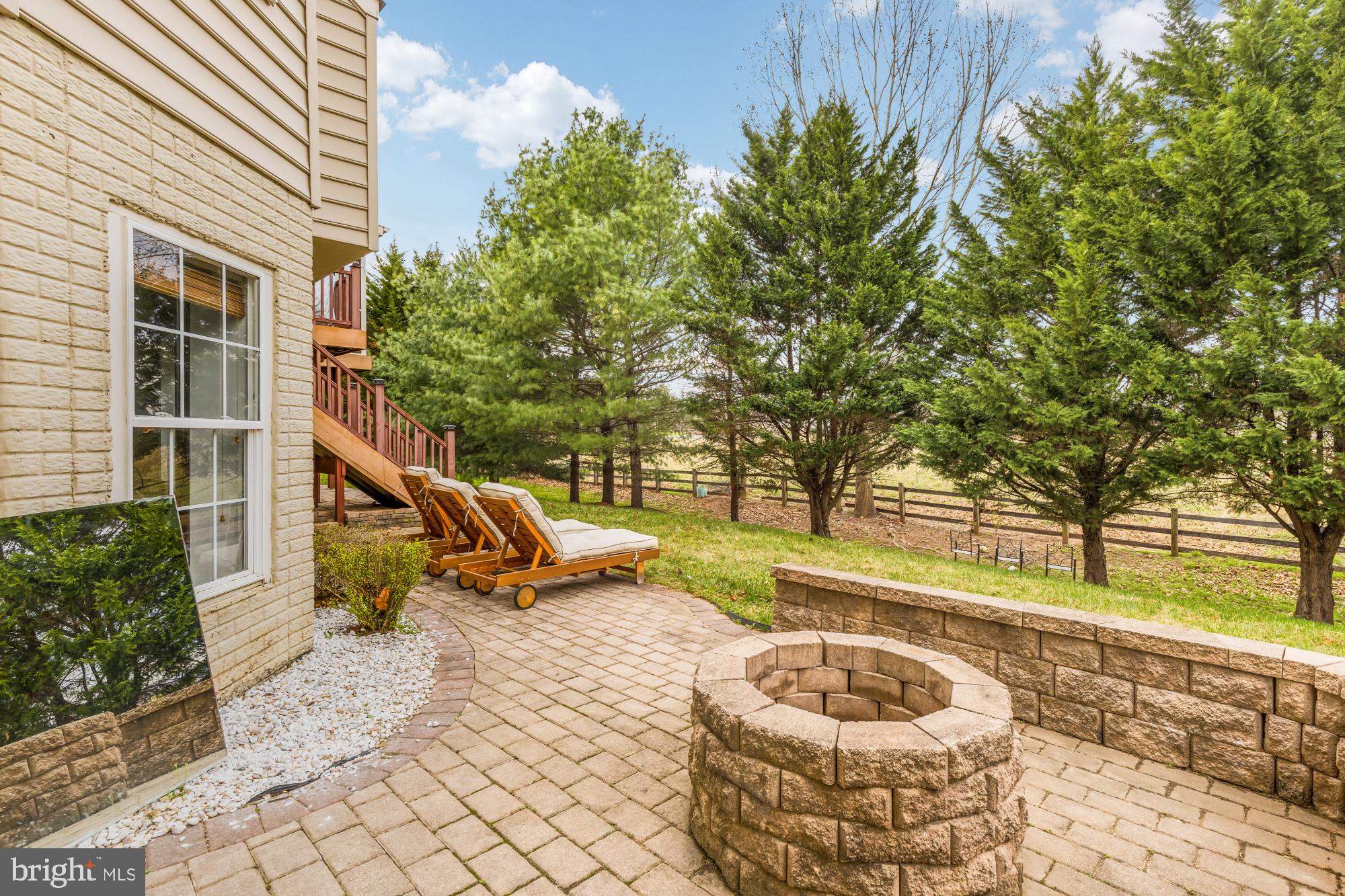 GATES MILL - Residential