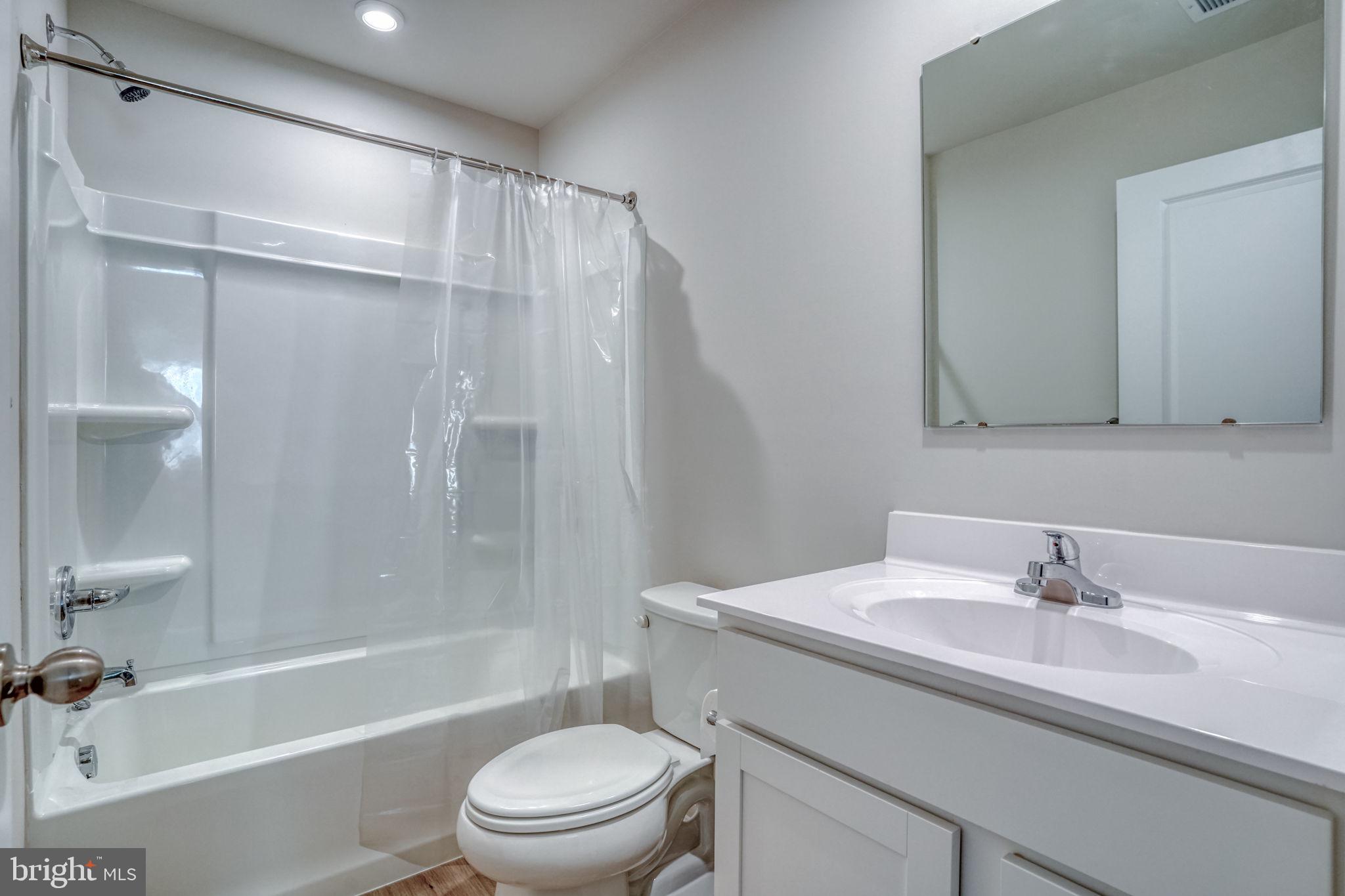 STONINGTON - Residential