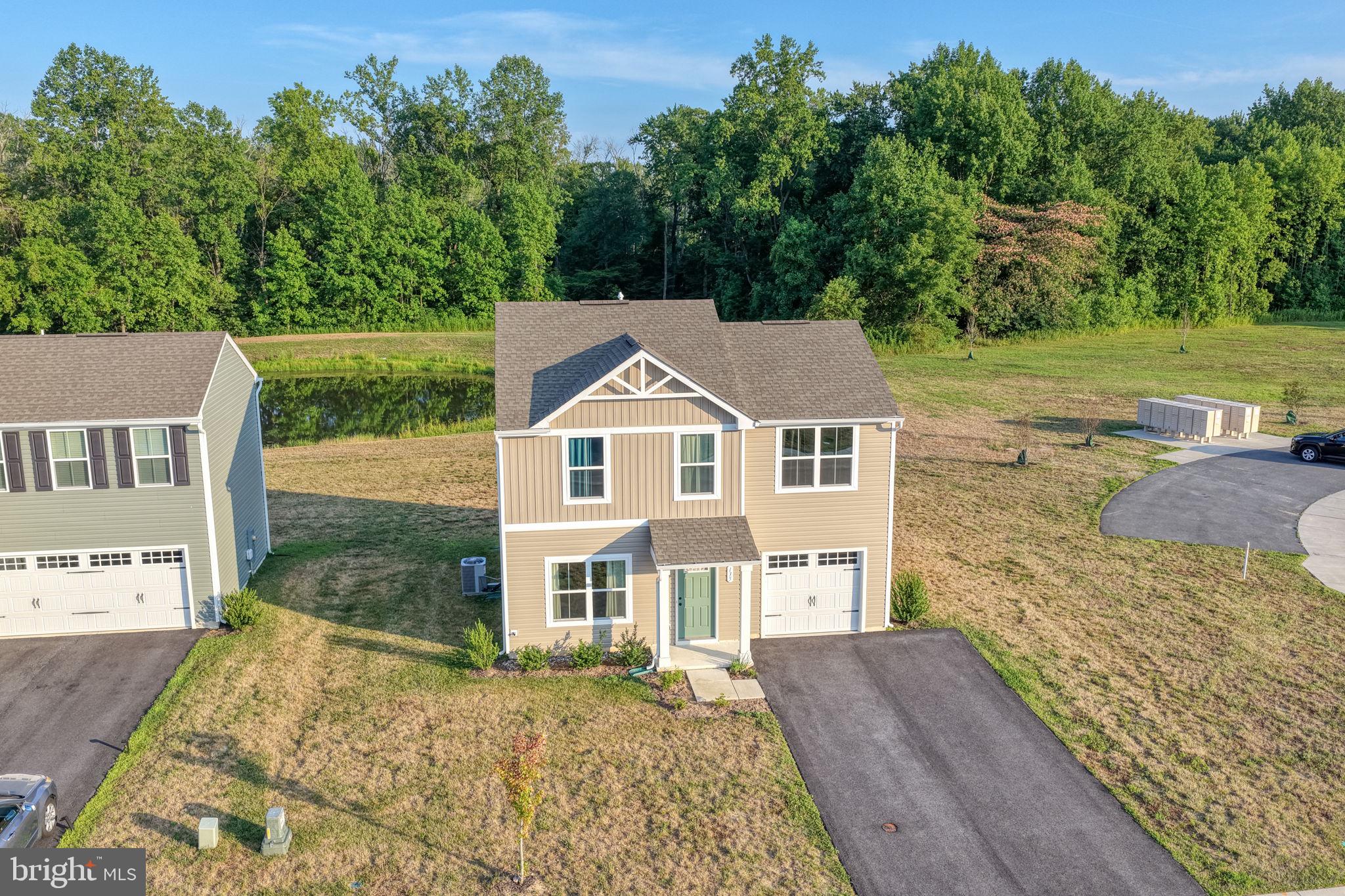 STONINGTON - Residential