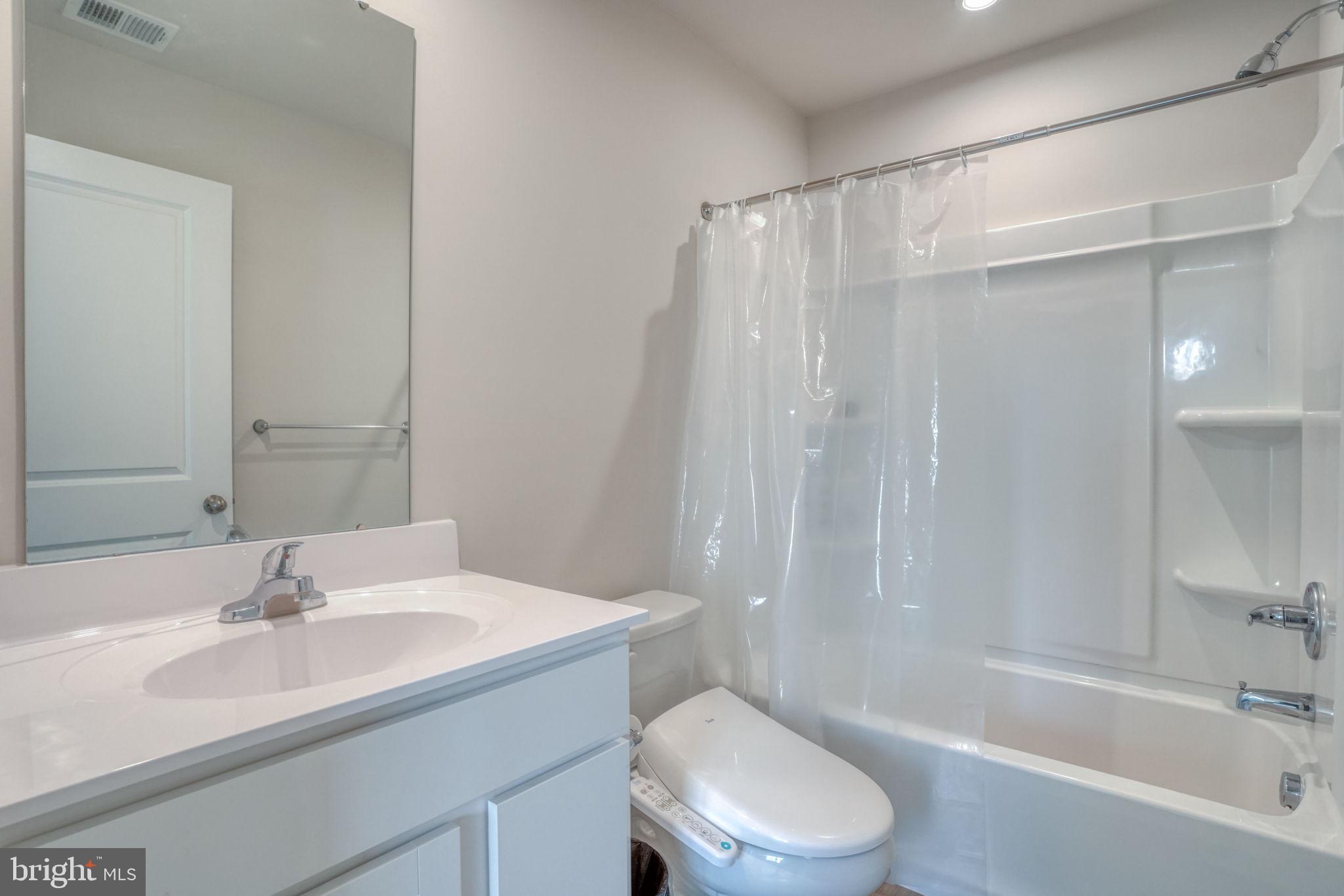 STONINGTON - Residential
