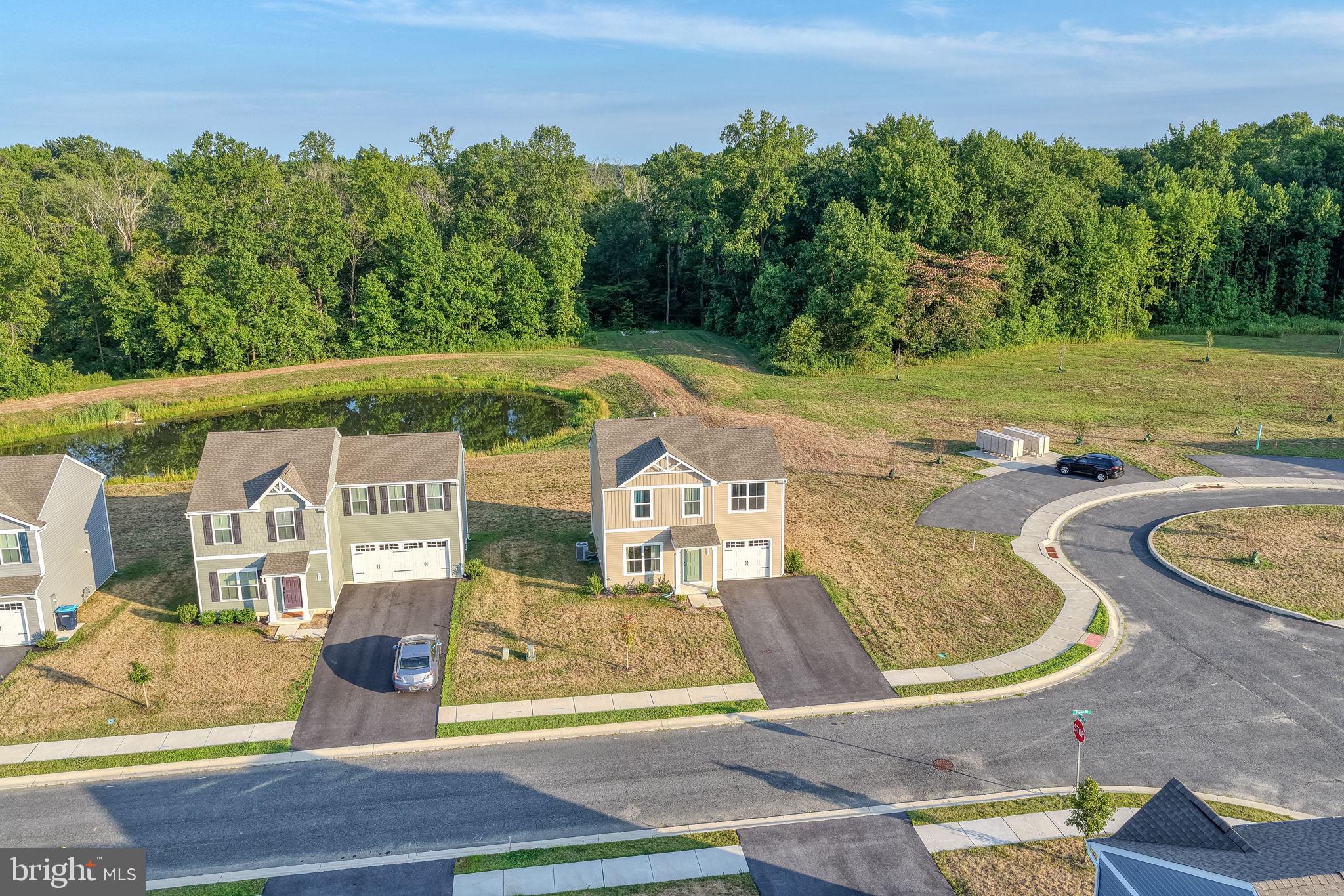 STONINGTON - Residential