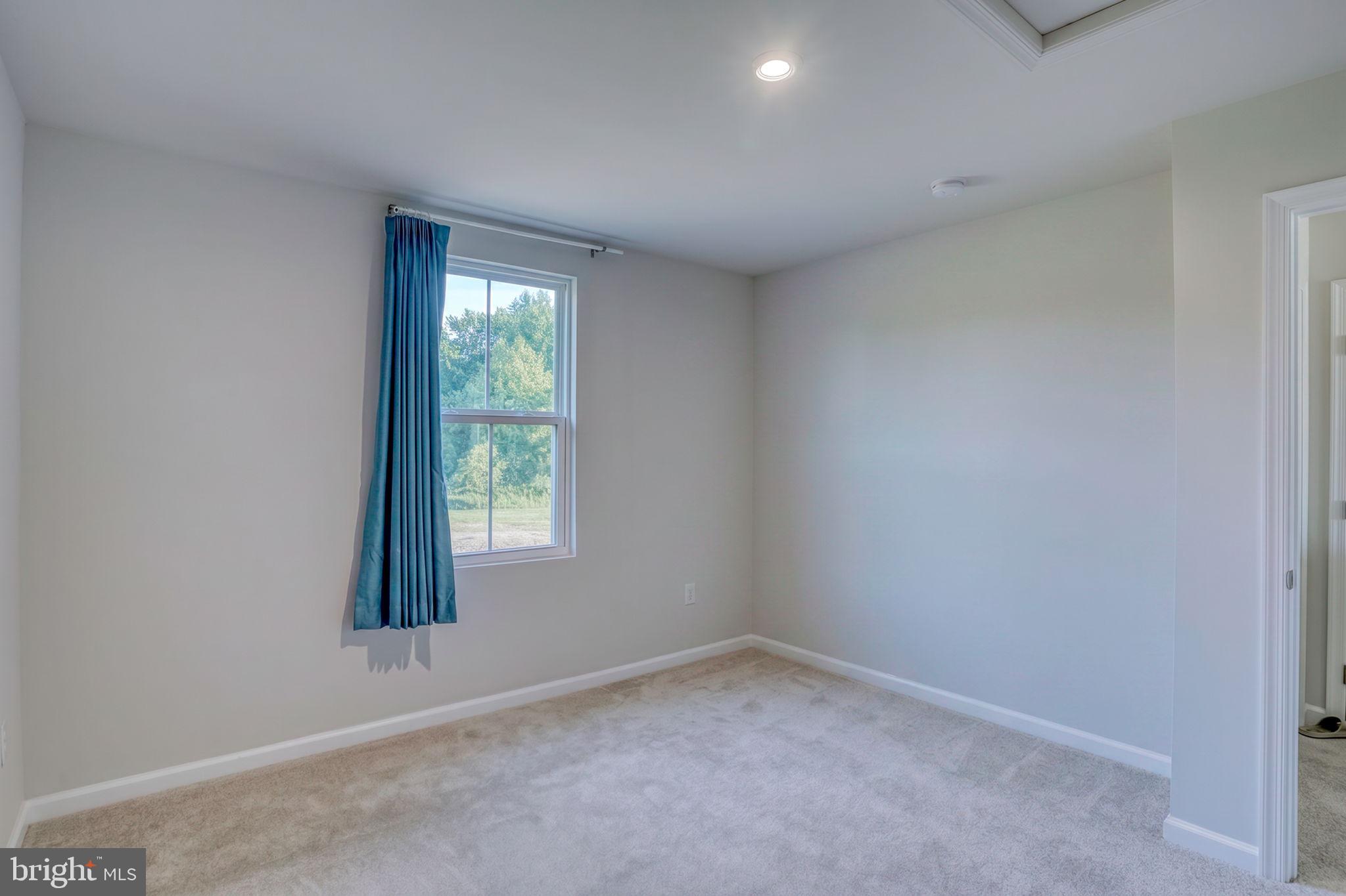 STONINGTON - Residential