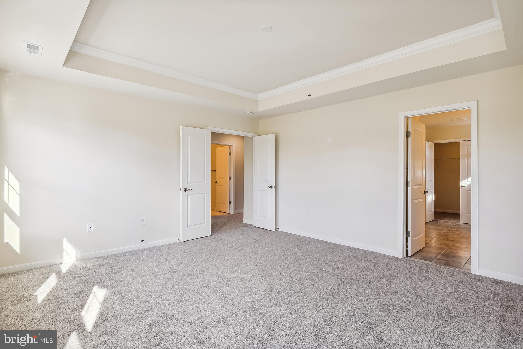 SELLNER MANOR - Residential