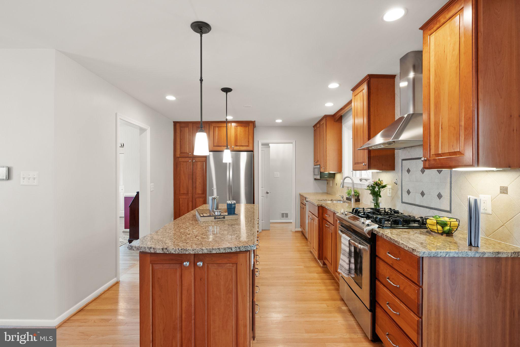 MOSBY WOODS - Residential