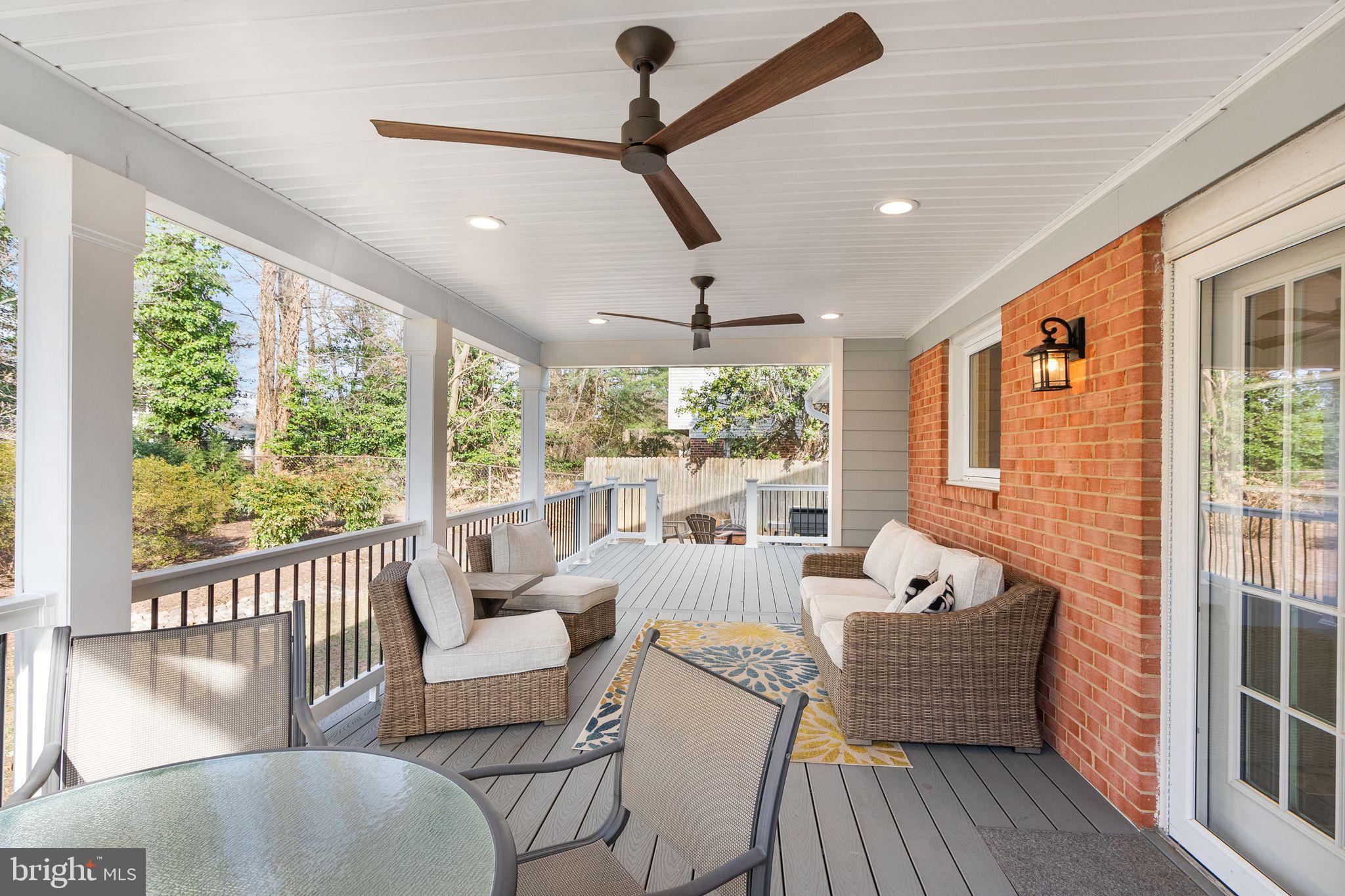 MOSBY WOODS - Residential