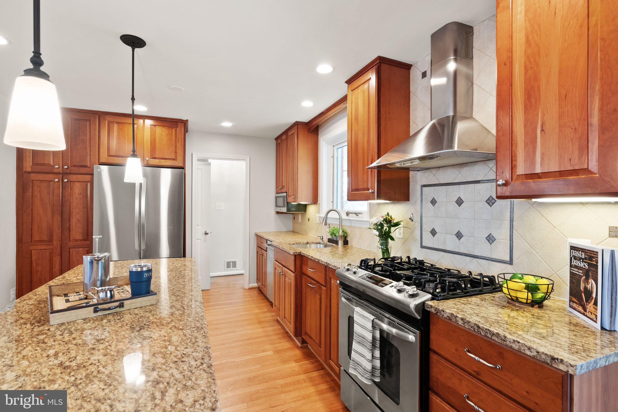 MOSBY WOODS - Residential