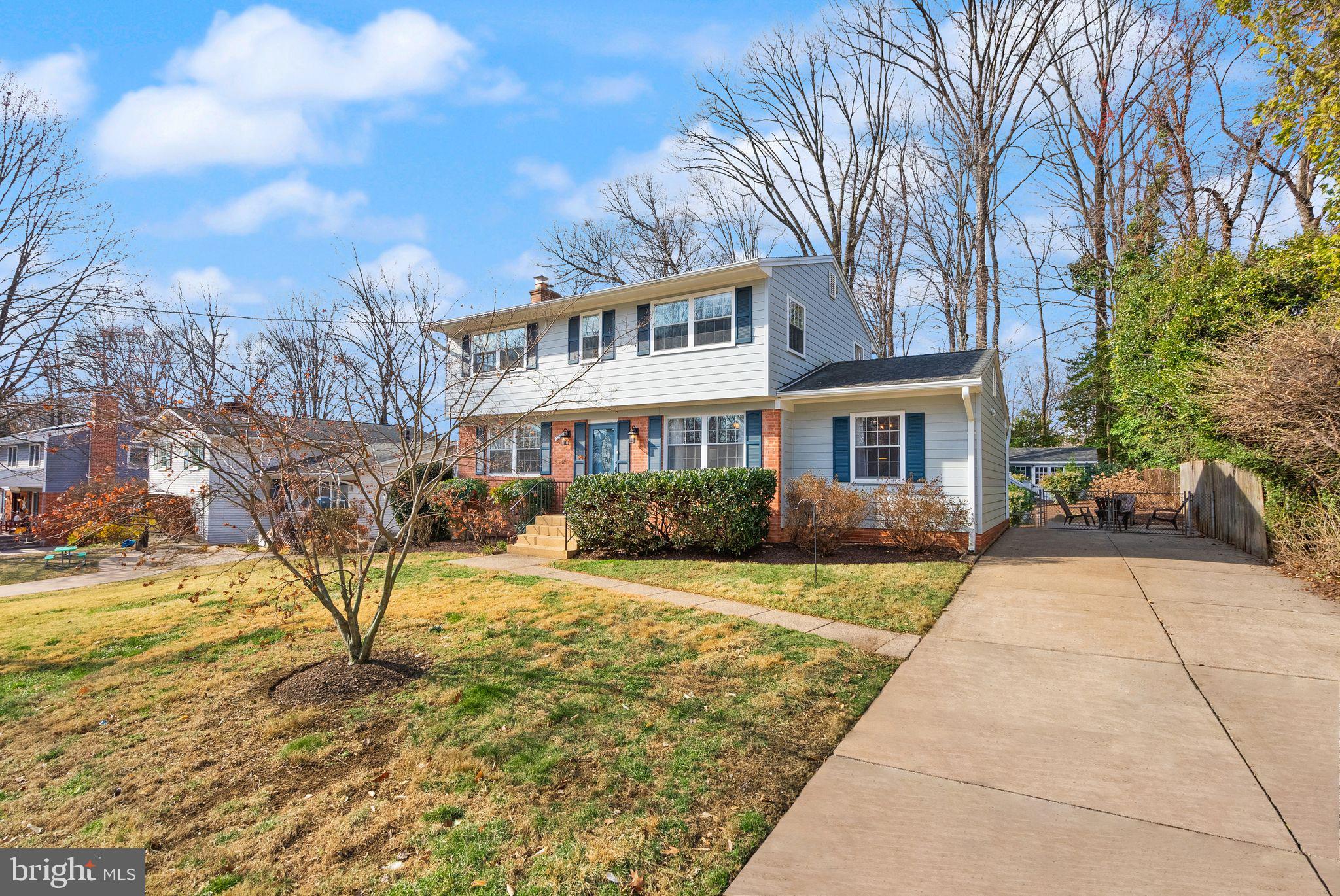 MOSBY WOODS - Residential