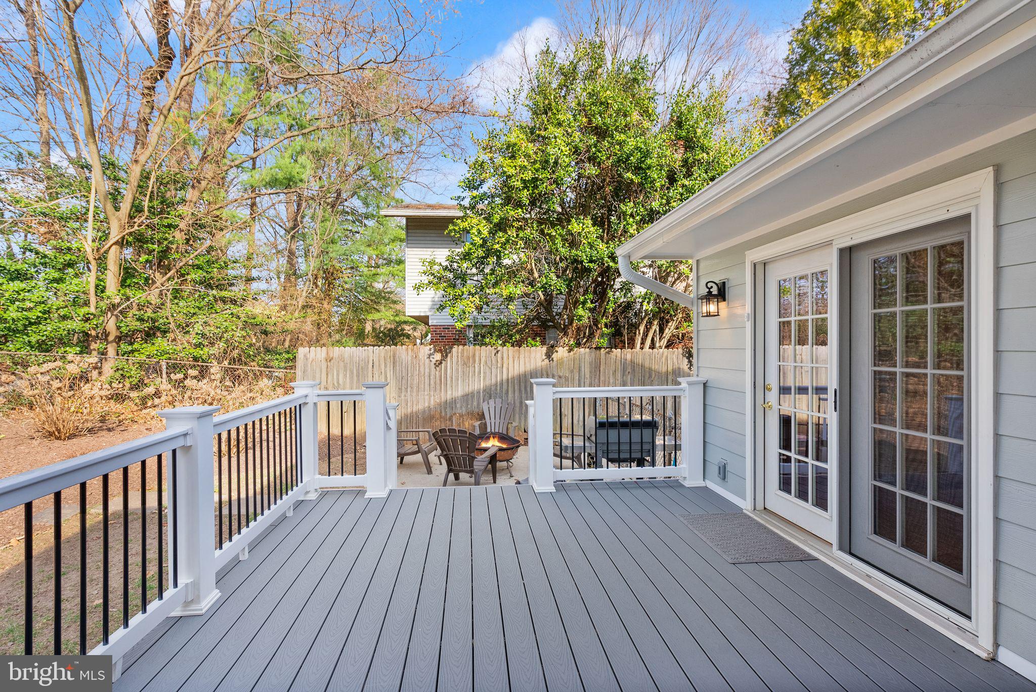 MOSBY WOODS - Residential