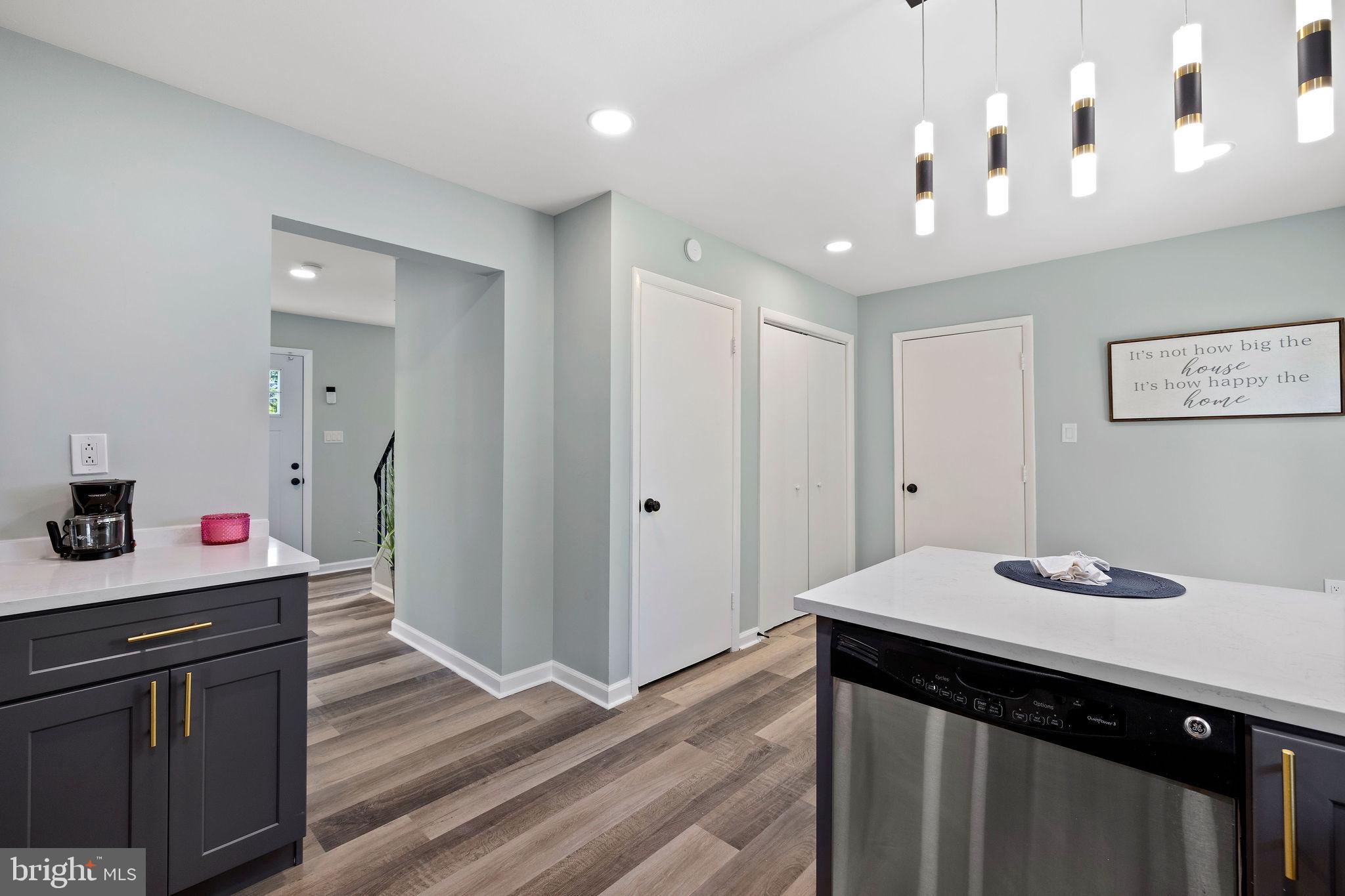MARLBORO MEADOWS - Residential