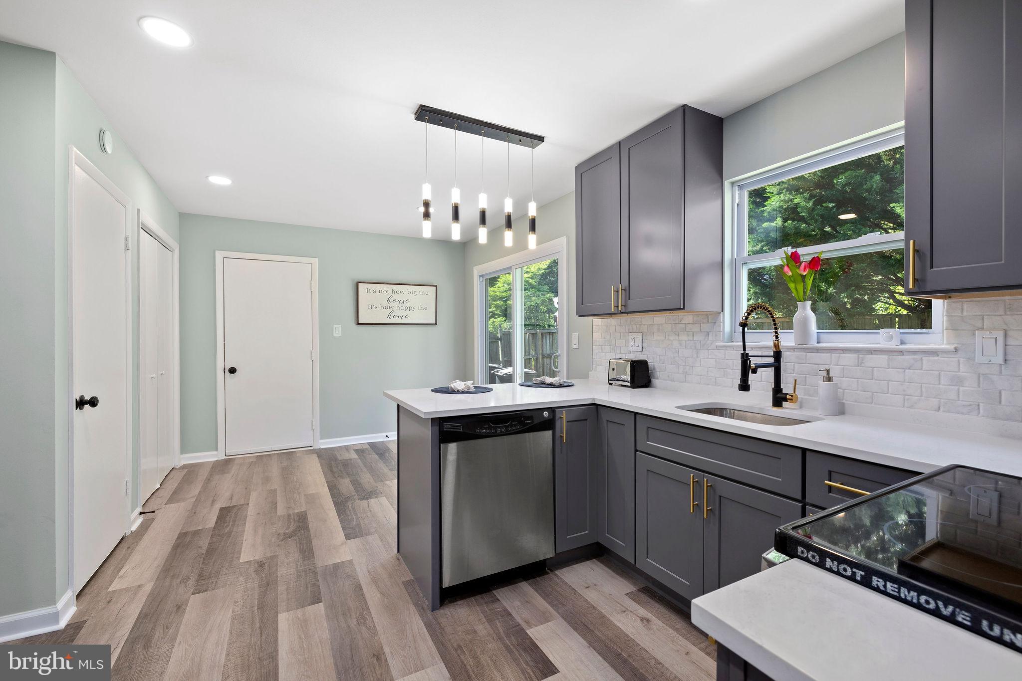 MARLBORO MEADOWS - Residential