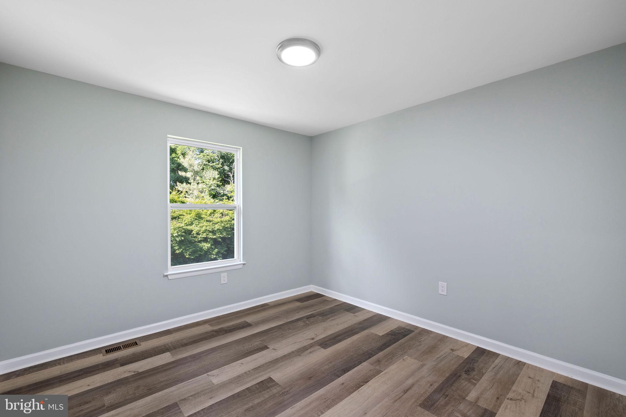 MARLBORO MEADOWS - Residential