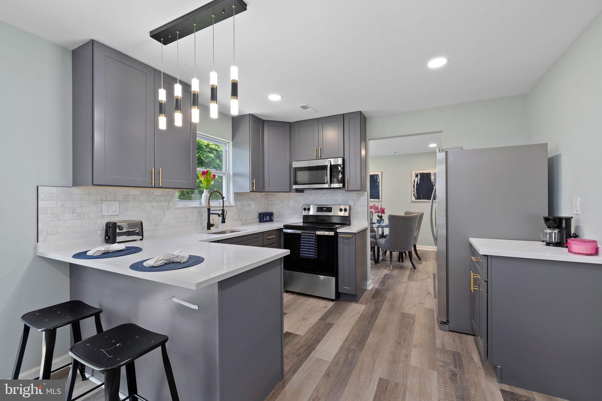 MARLBORO MEADOWS - Residential