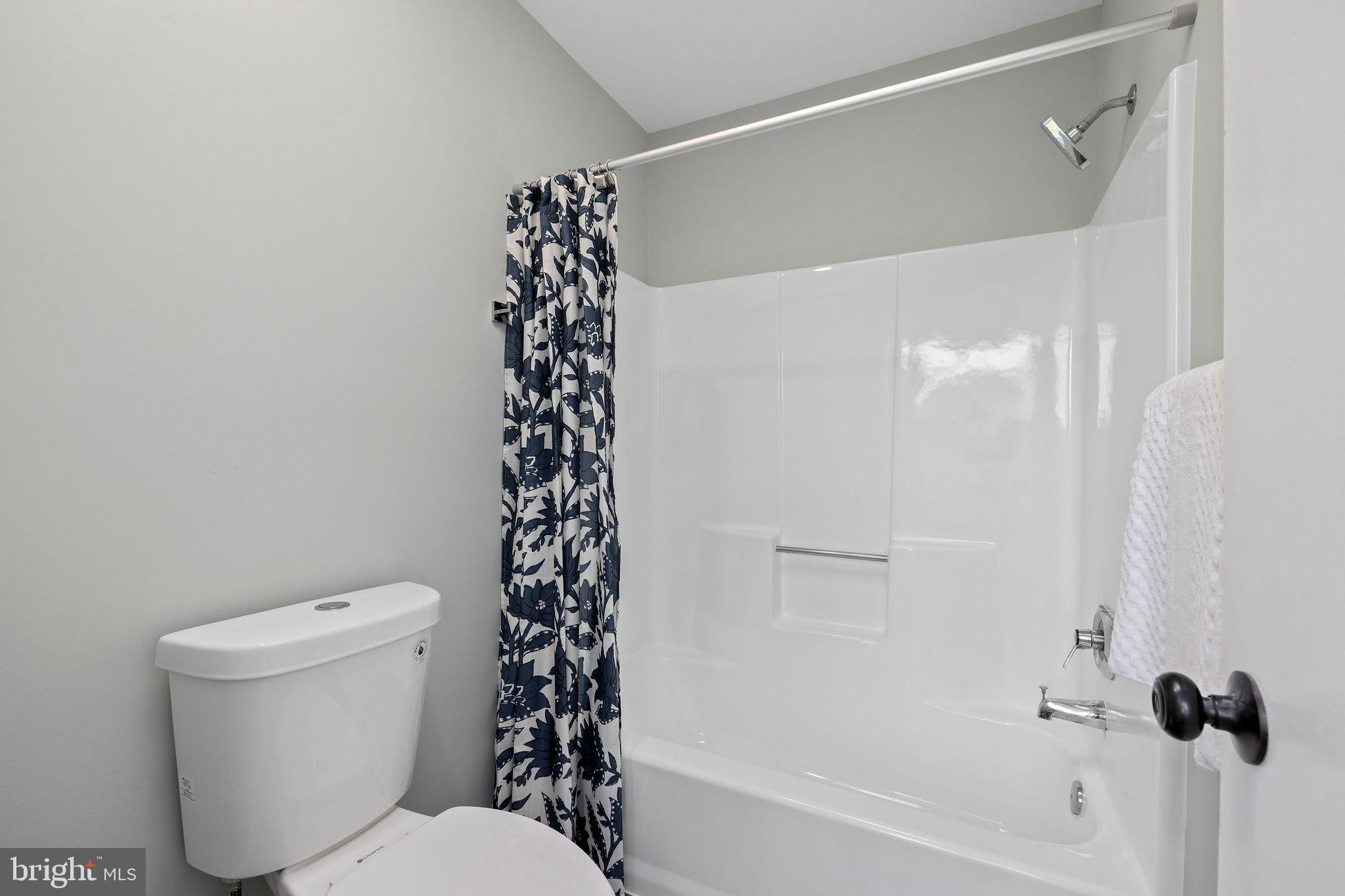 MARLBORO MEADOWS - Residential
