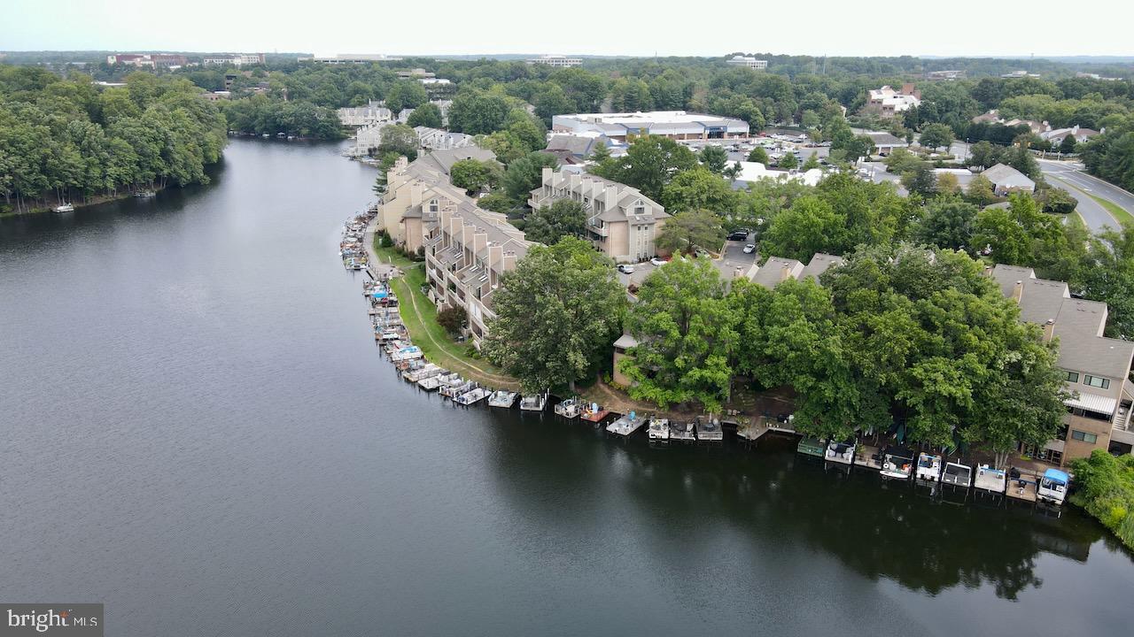 HARBOR POINT - Residential Lease