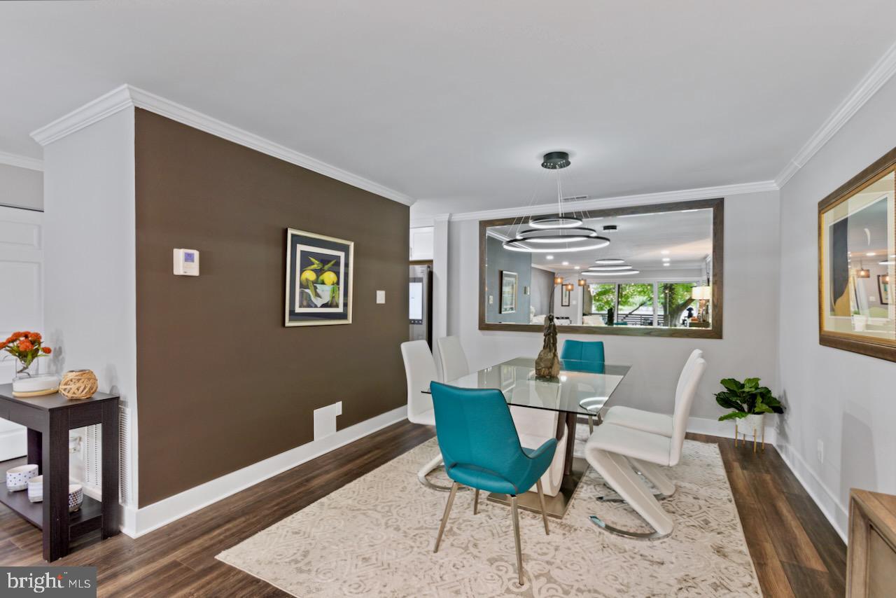 HARBOR POINT - Residential Lease
