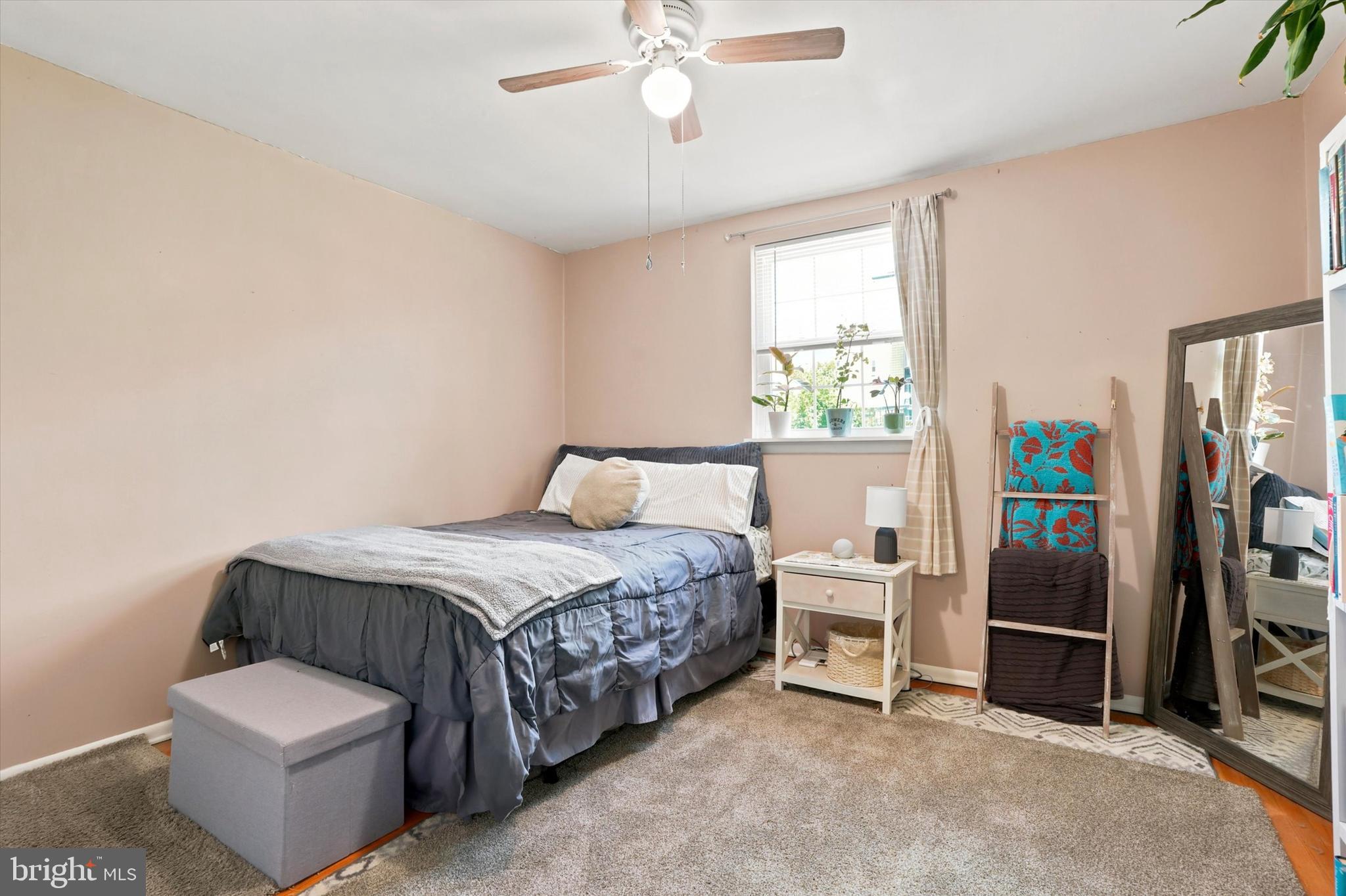 BUSTLETON - Residential