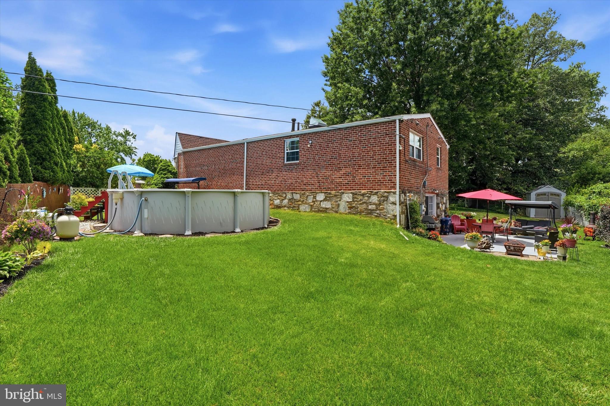 BUSTLETON - Residential