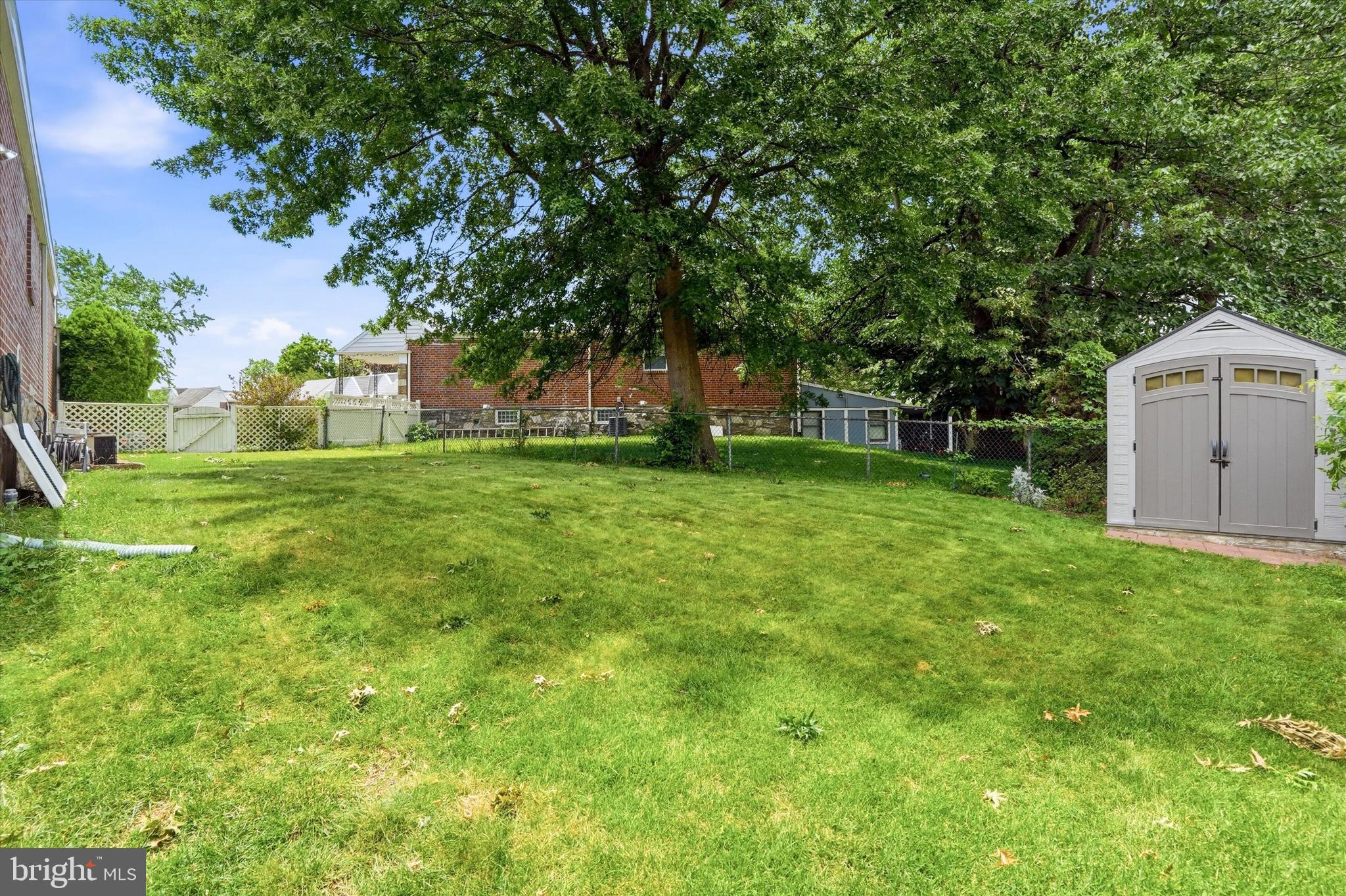 BUSTLETON - Residential