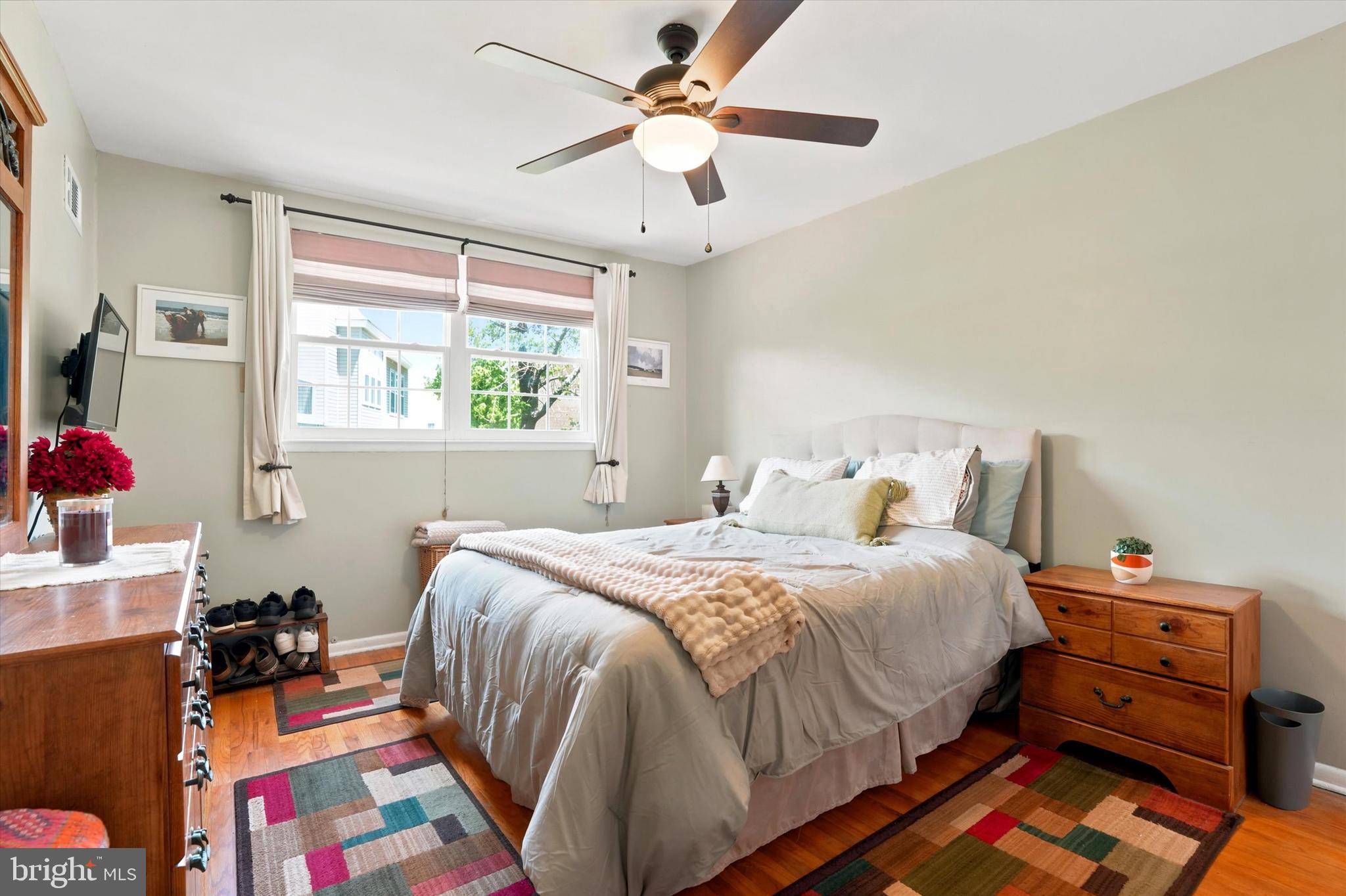 BUSTLETON - Residential